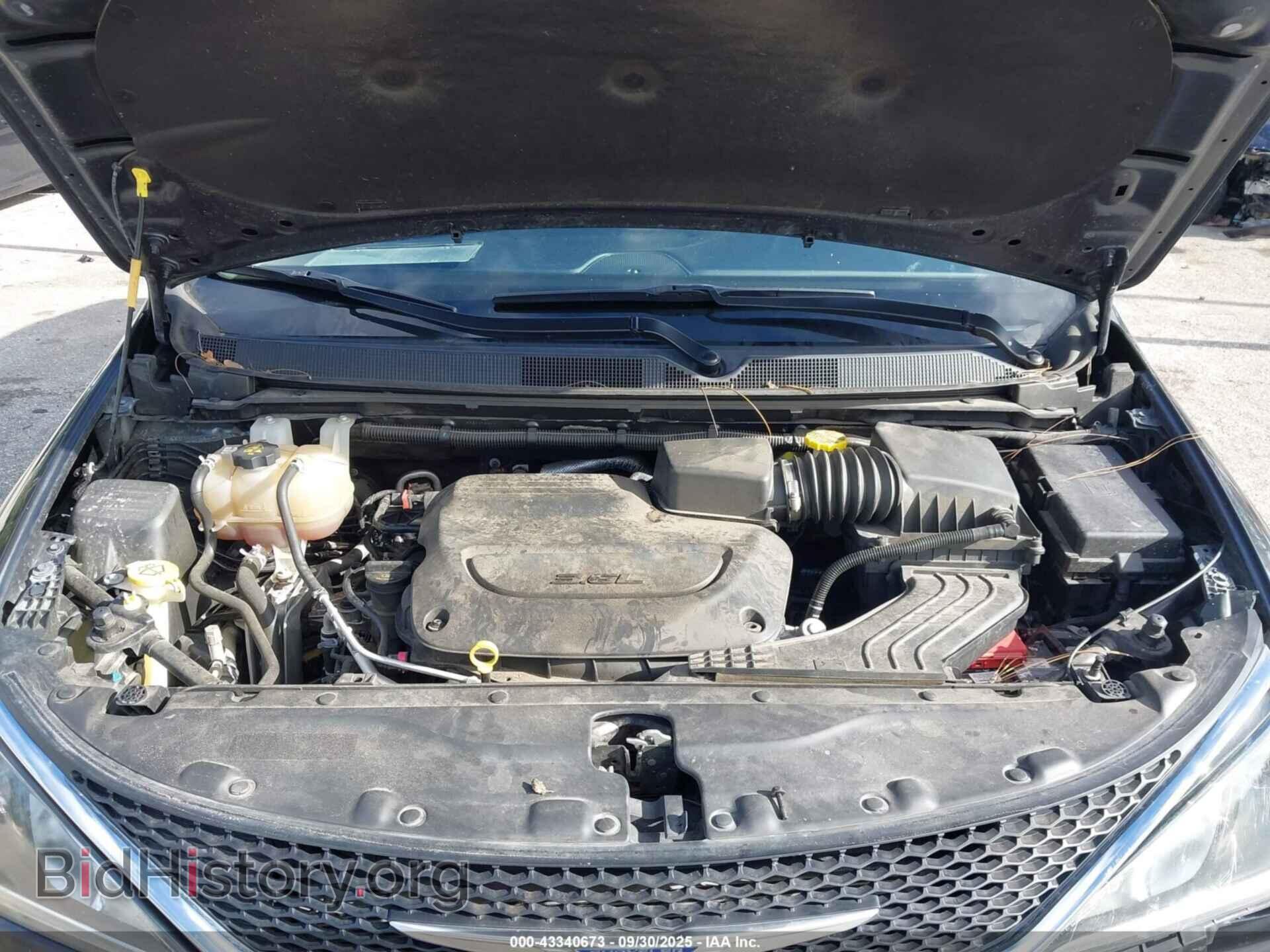 2020 CHRYSLER PACIFICA - VIN: 2C4RC1BG2LR280268 - Фото 10
