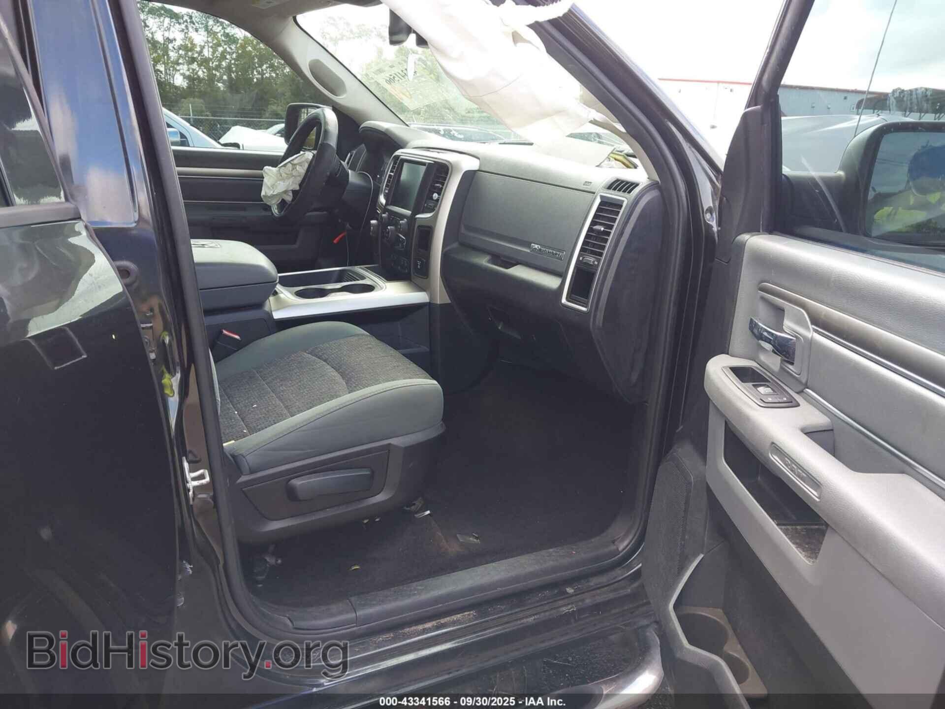 2016 RAM 1500 - VIN: 1C6RR7LG1GS208747 - Фото 5