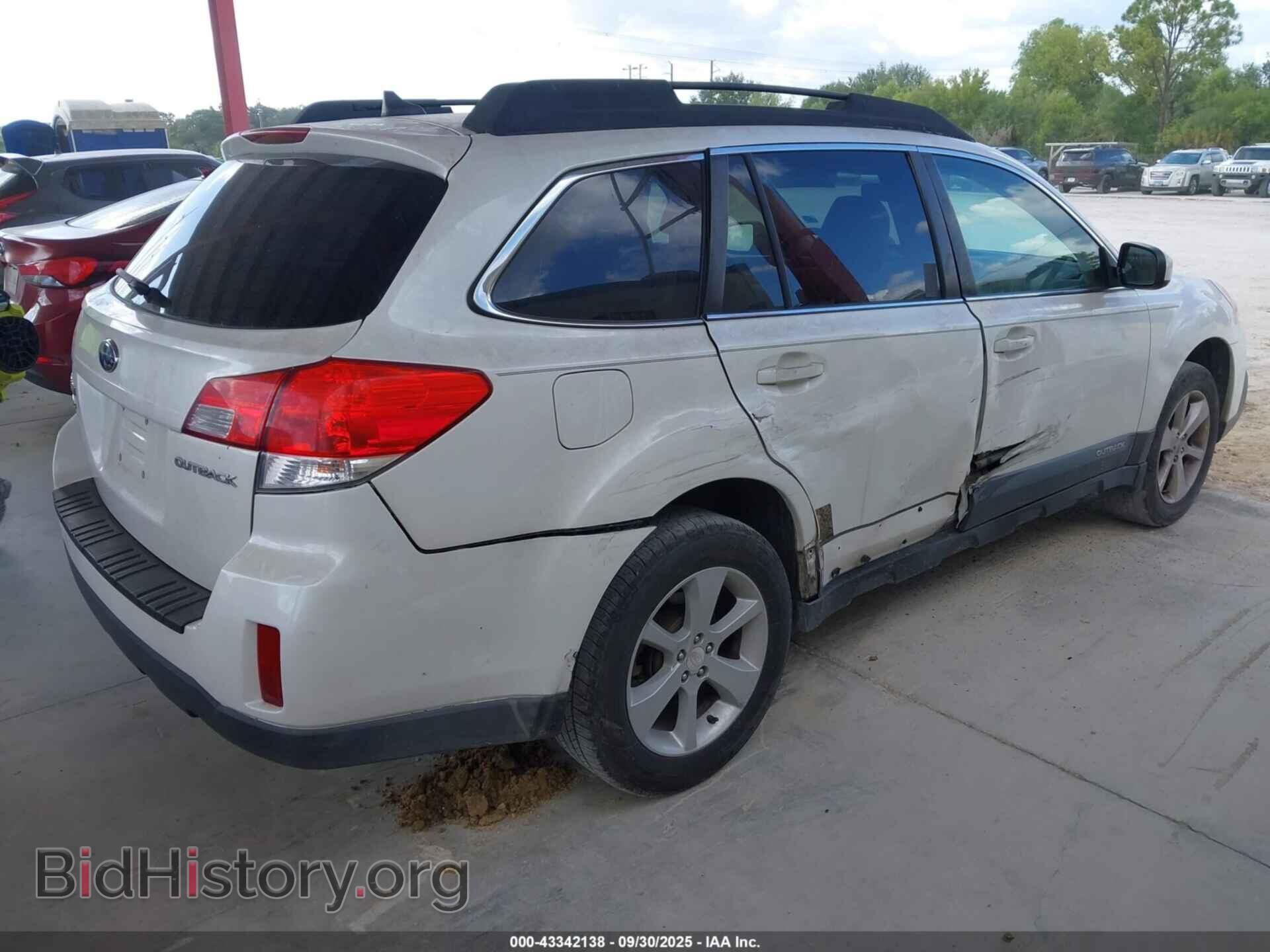 2014 SUBARU OUTBACK - VIN: 4S4BRCCC1E3314814 - Фото 4