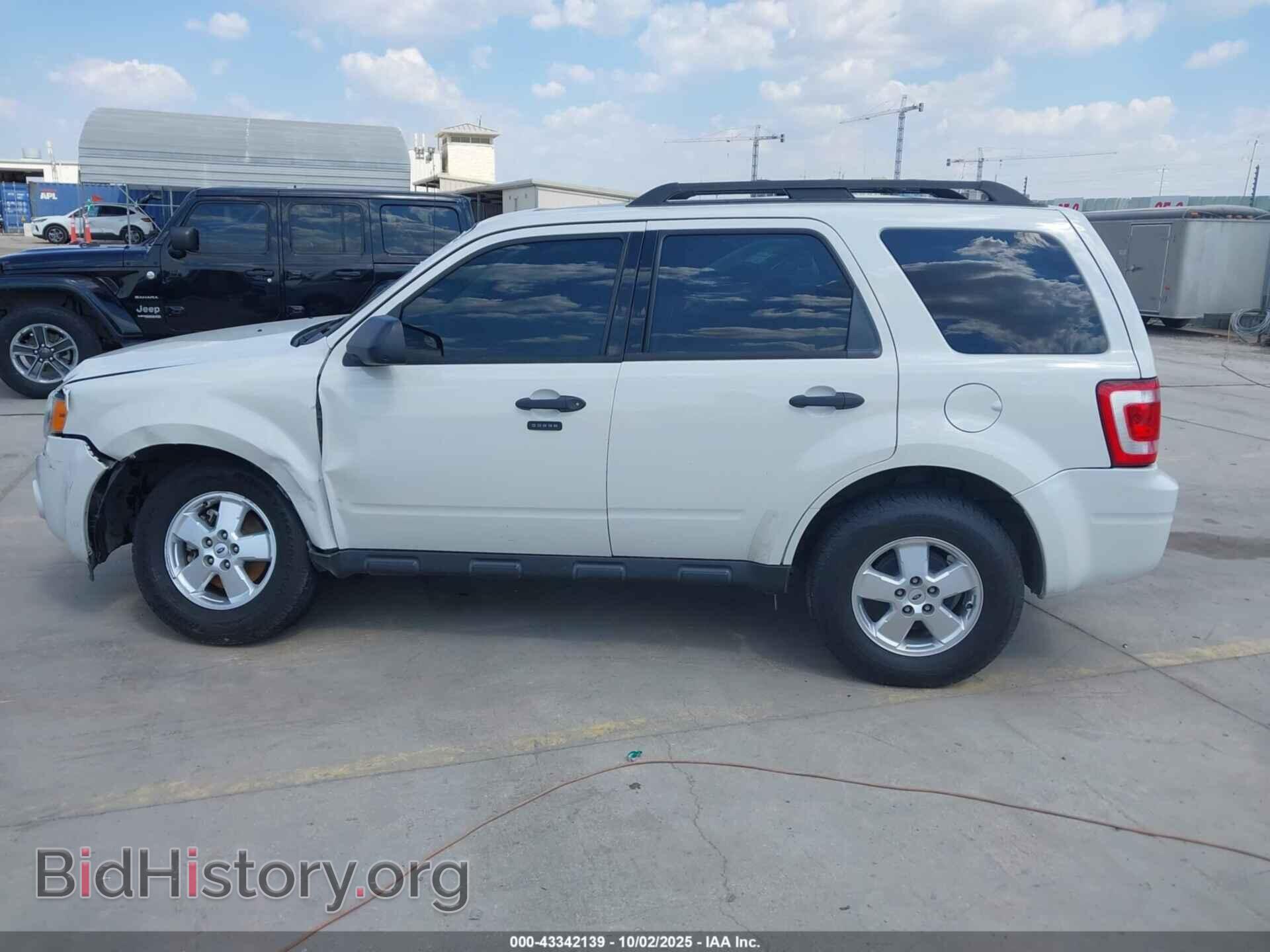 2011 FORD ESCAPE - VIN: 1FMCU9D75BKB25155 - Фото 14