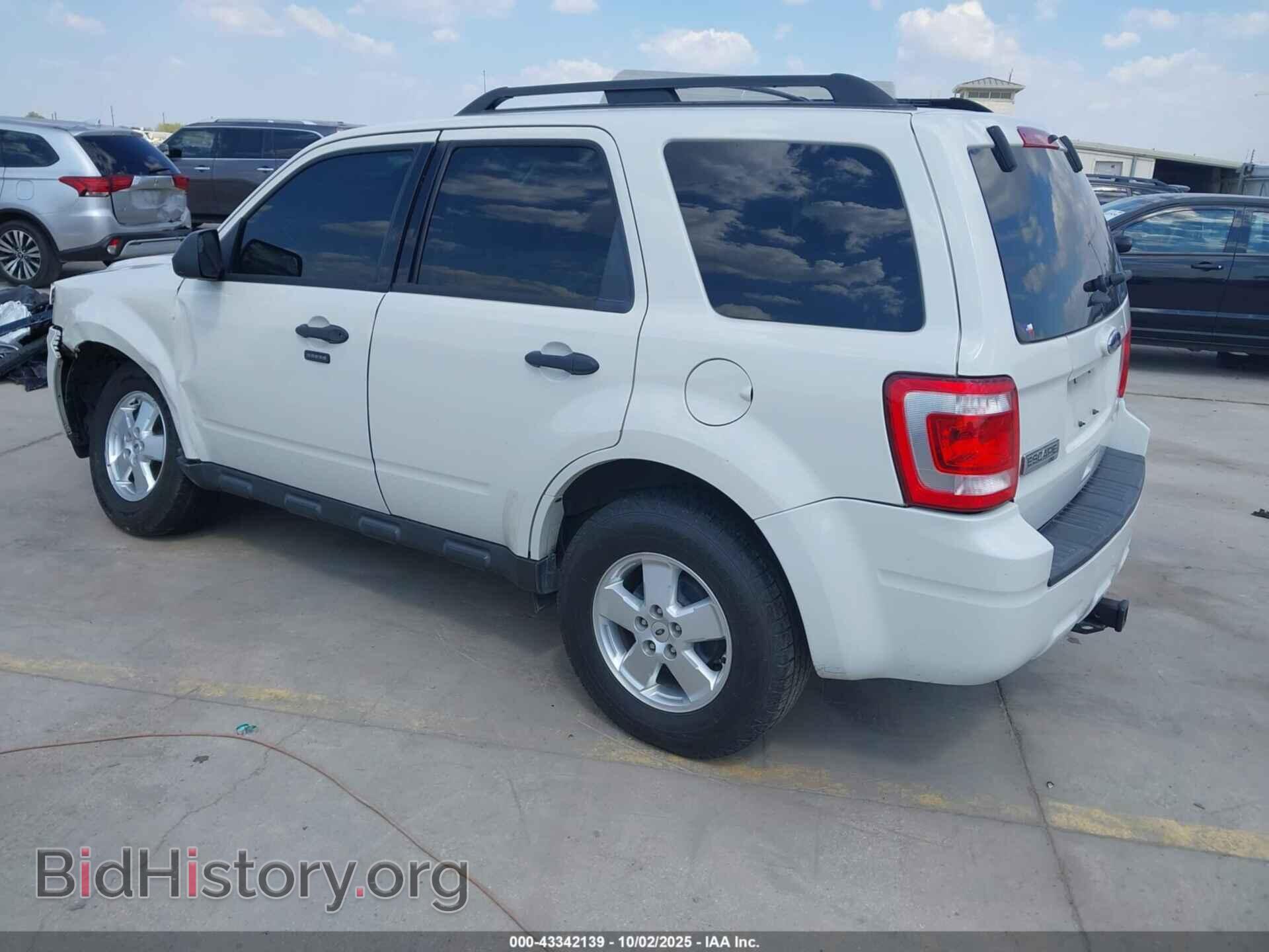 2011 FORD ESCAPE - VIN: 1FMCU9D75BKB25155 - Фото 3