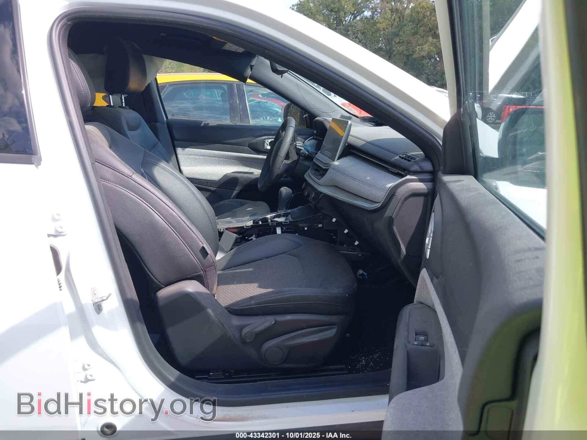 2024 JEEP COMPASS - VIN: 3C4NJDBN5RT597097 - Фото 5