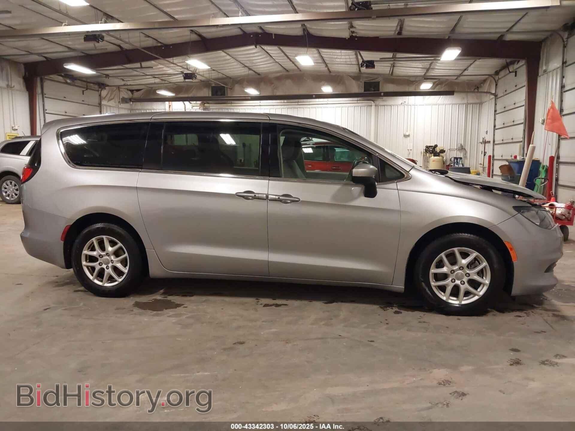 2017 CHRYSLER PACIFICA - VIN: 2C4RC1DG6HR502038 - Photo 13