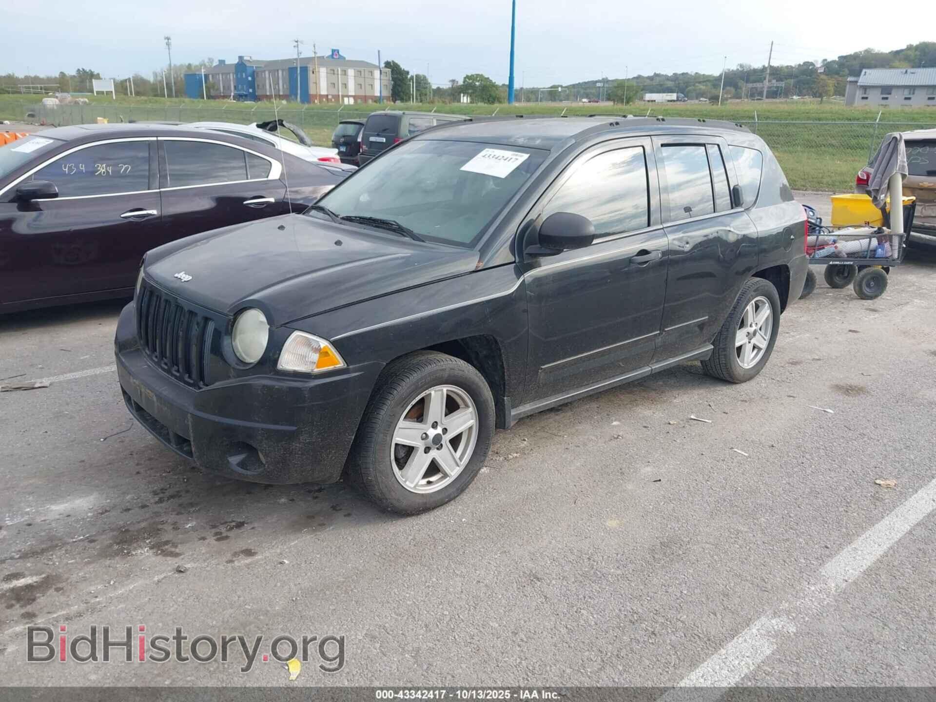 2009 JEEP COMPASS - VIN: 1J4FT47B49D120528 - Photo 2