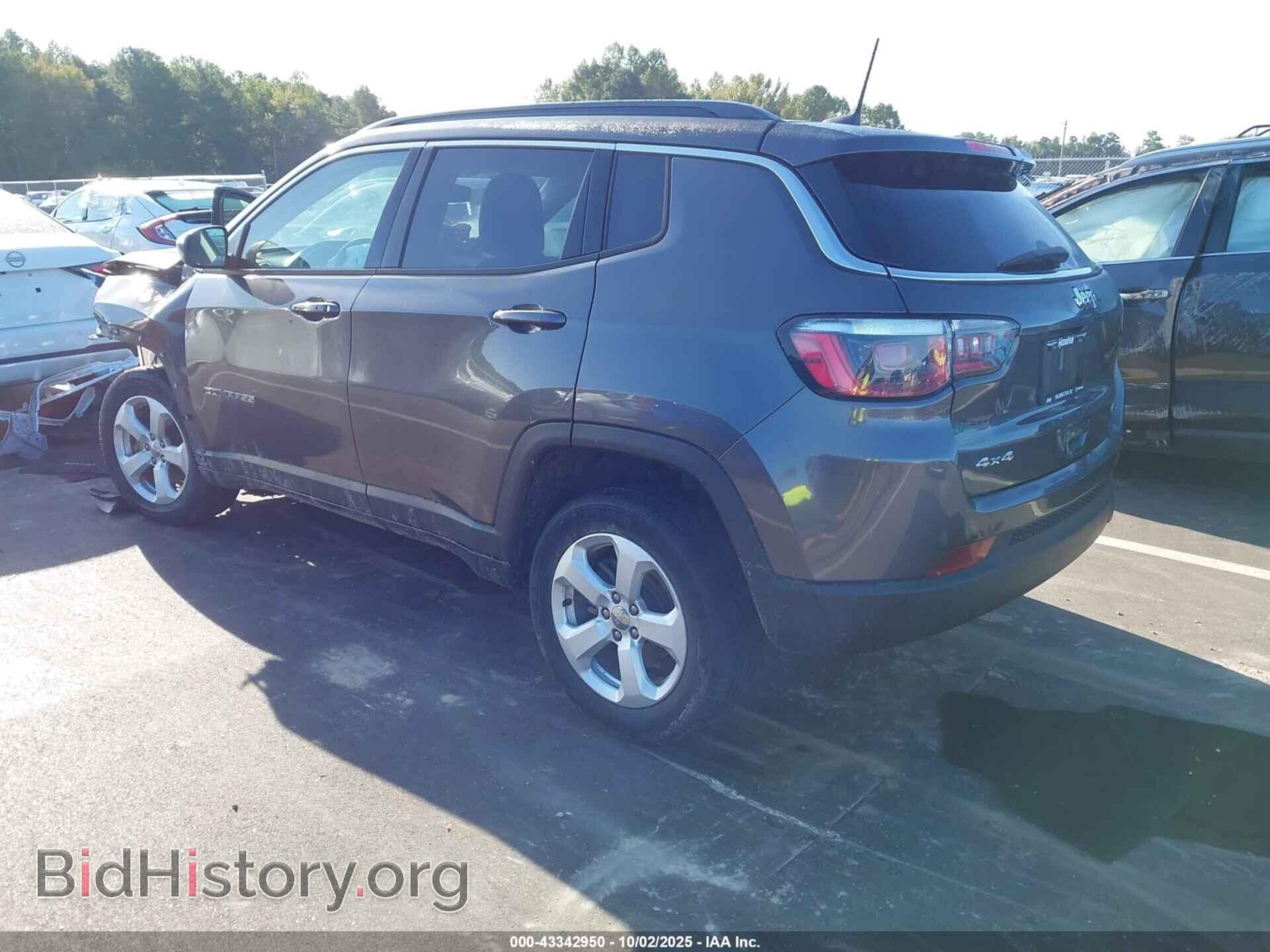 2019 JEEP COMPASS - VIN: 3C4NJDBBXKT801095 - Фото 3