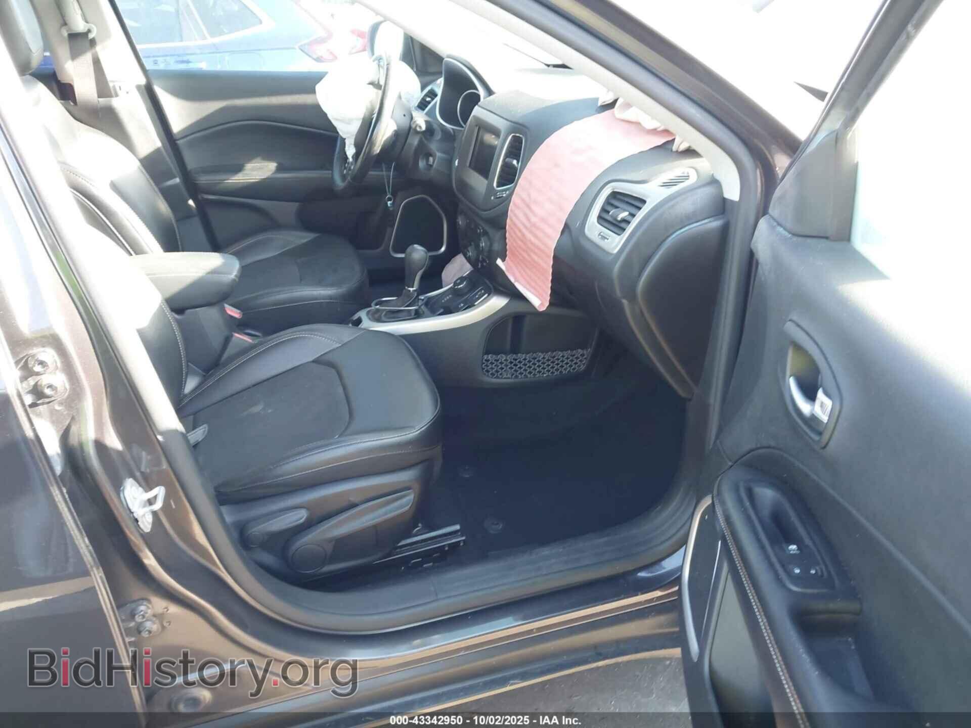 2019 JEEP COMPASS - VIN: 3C4NJDBBXKT801095 - Фото 5