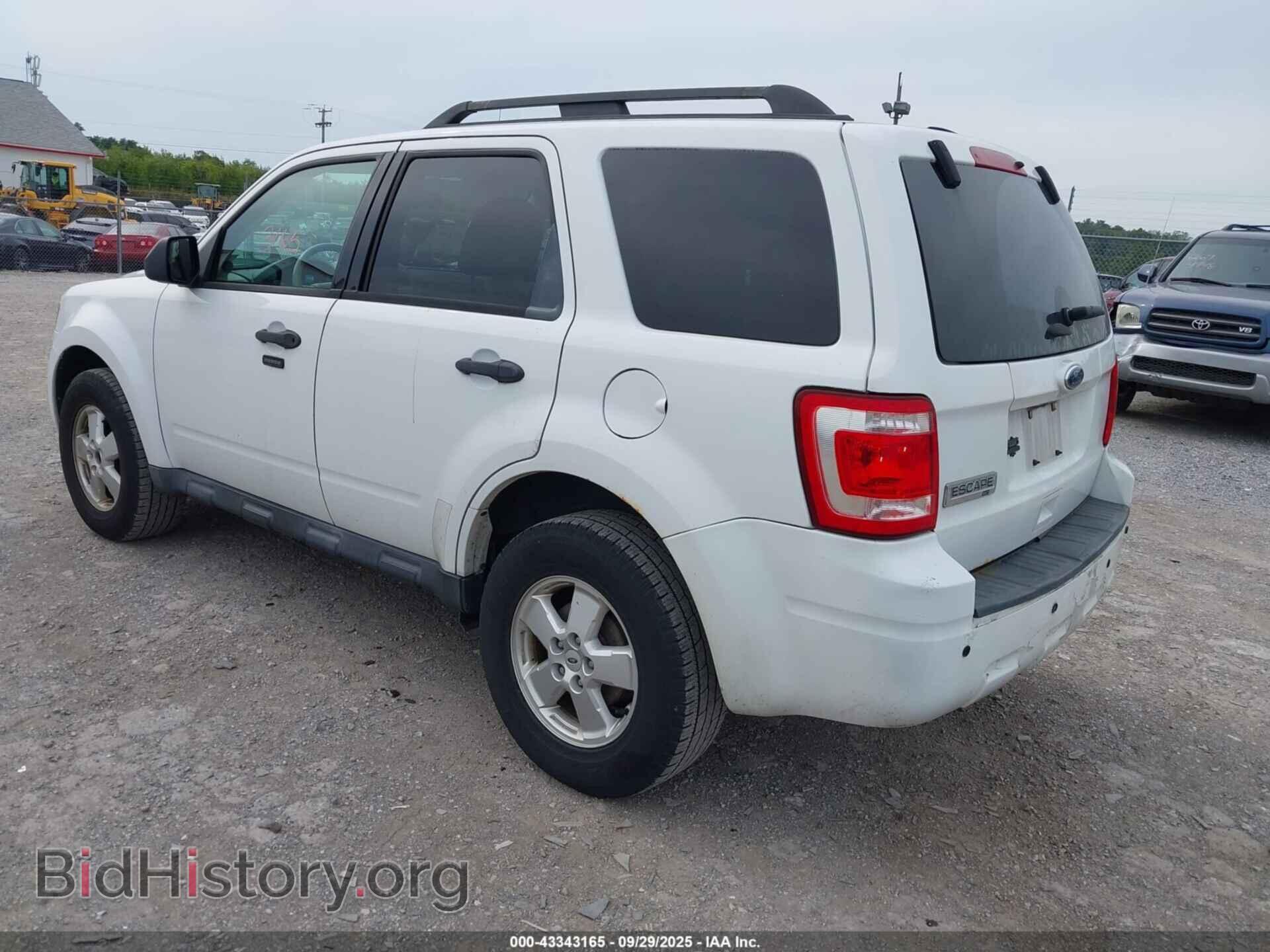 2011 FORD ESCAPE - VIN: 1FMCU9D75BKC38703 - Фото 3