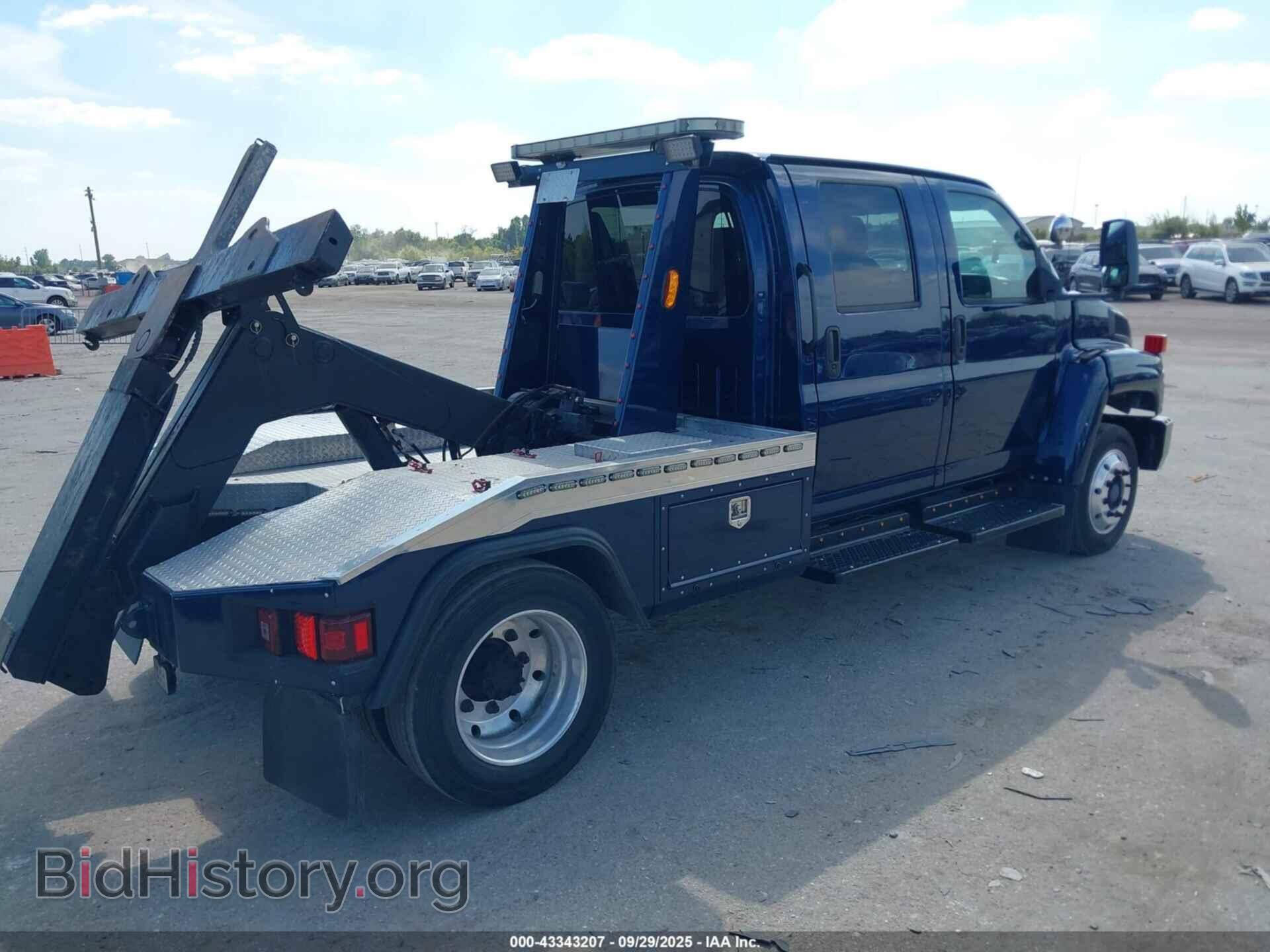 2006 GMC C4500 (VIN 1GDE4E1296F401717) — photo 4 of 15