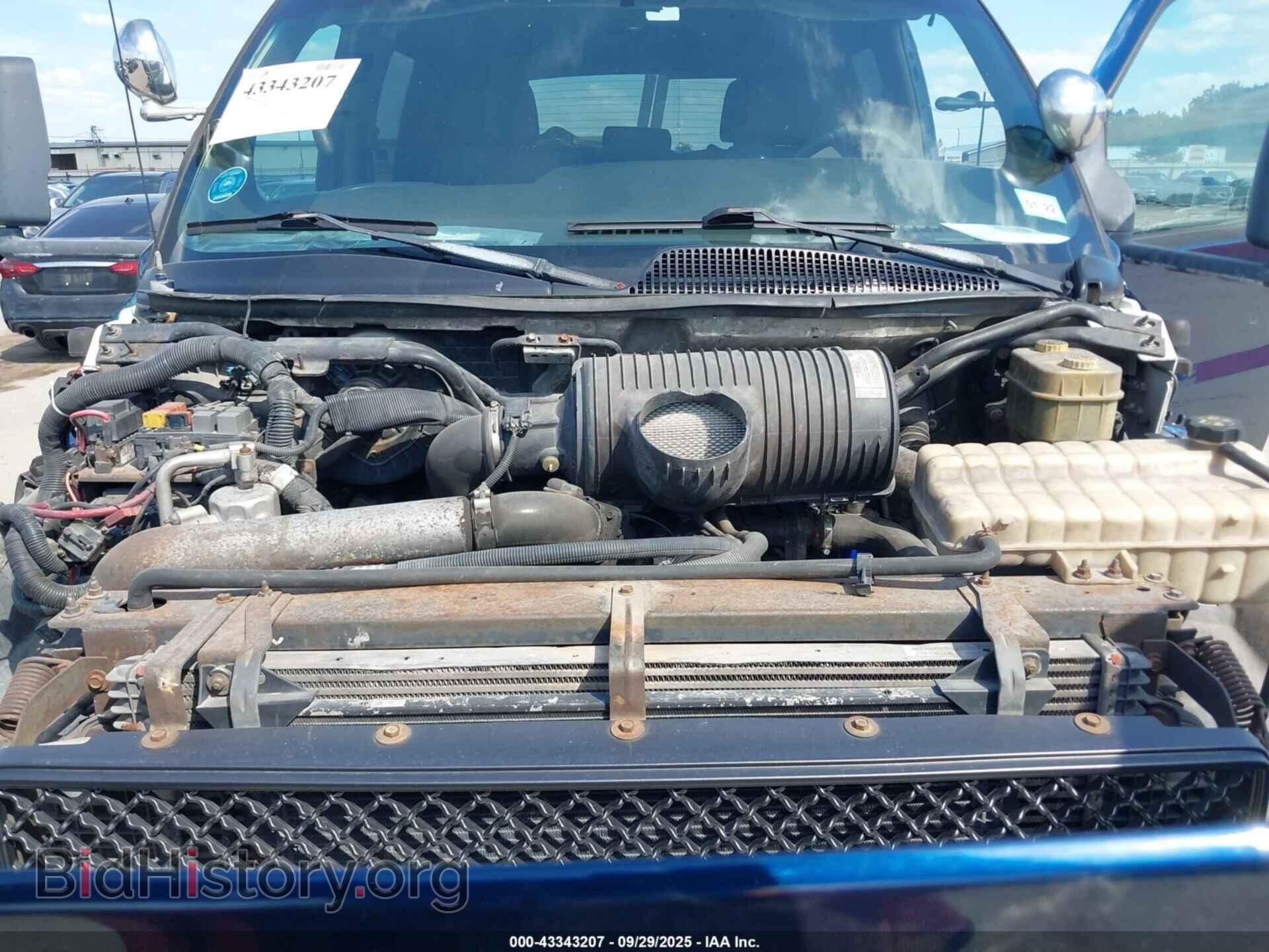 2006 GMC C4500 (VIN 1GDE4E1296F401717) — photo 9 of 15