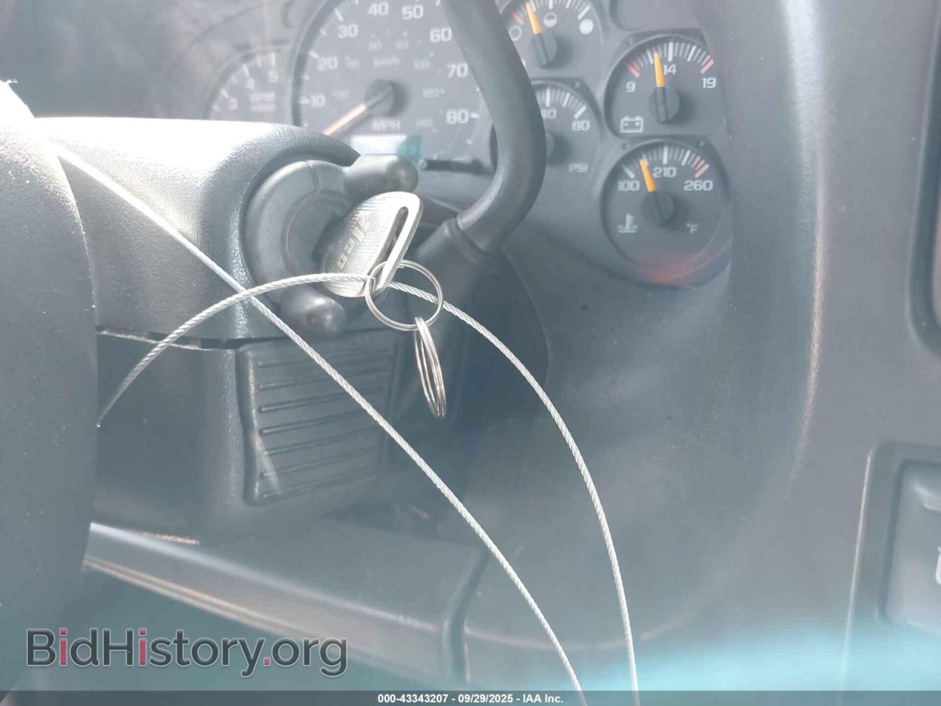 2006 GMC C4500 (VIN 1GDE4E1296F401717) — photo 10 of 15