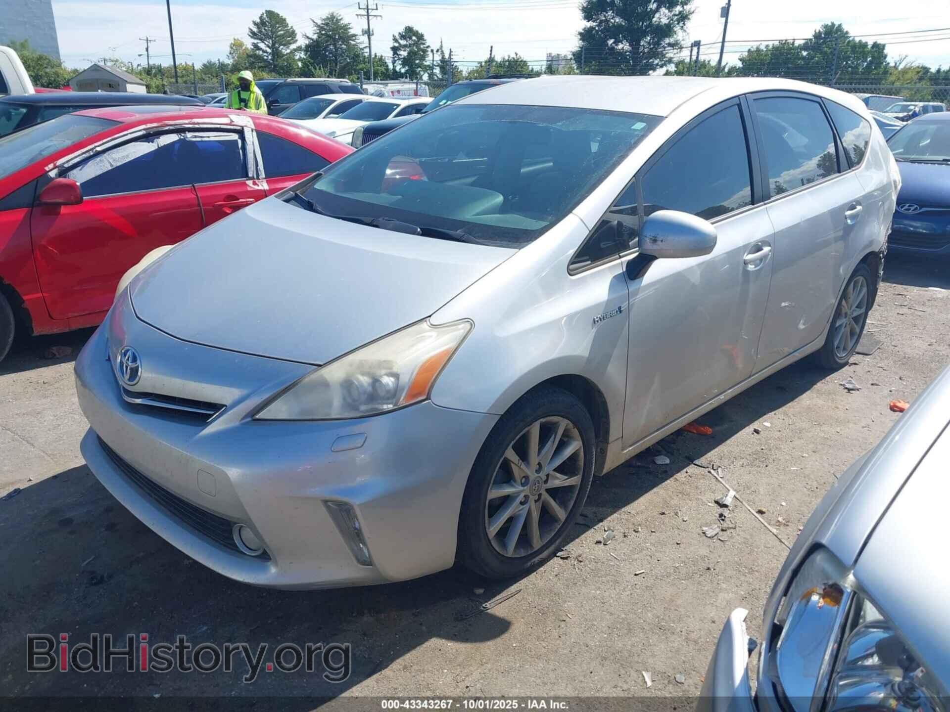 2012 TOYOTA PRIUS V - VIN: JTDZN3EU3C3025404 - Фото 2