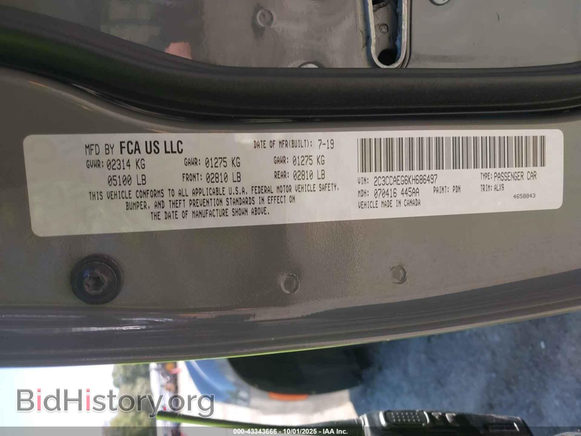 2019 CHRYSLER 300 - VIN: 2C3CCAEG6KH686497 - Фото 9