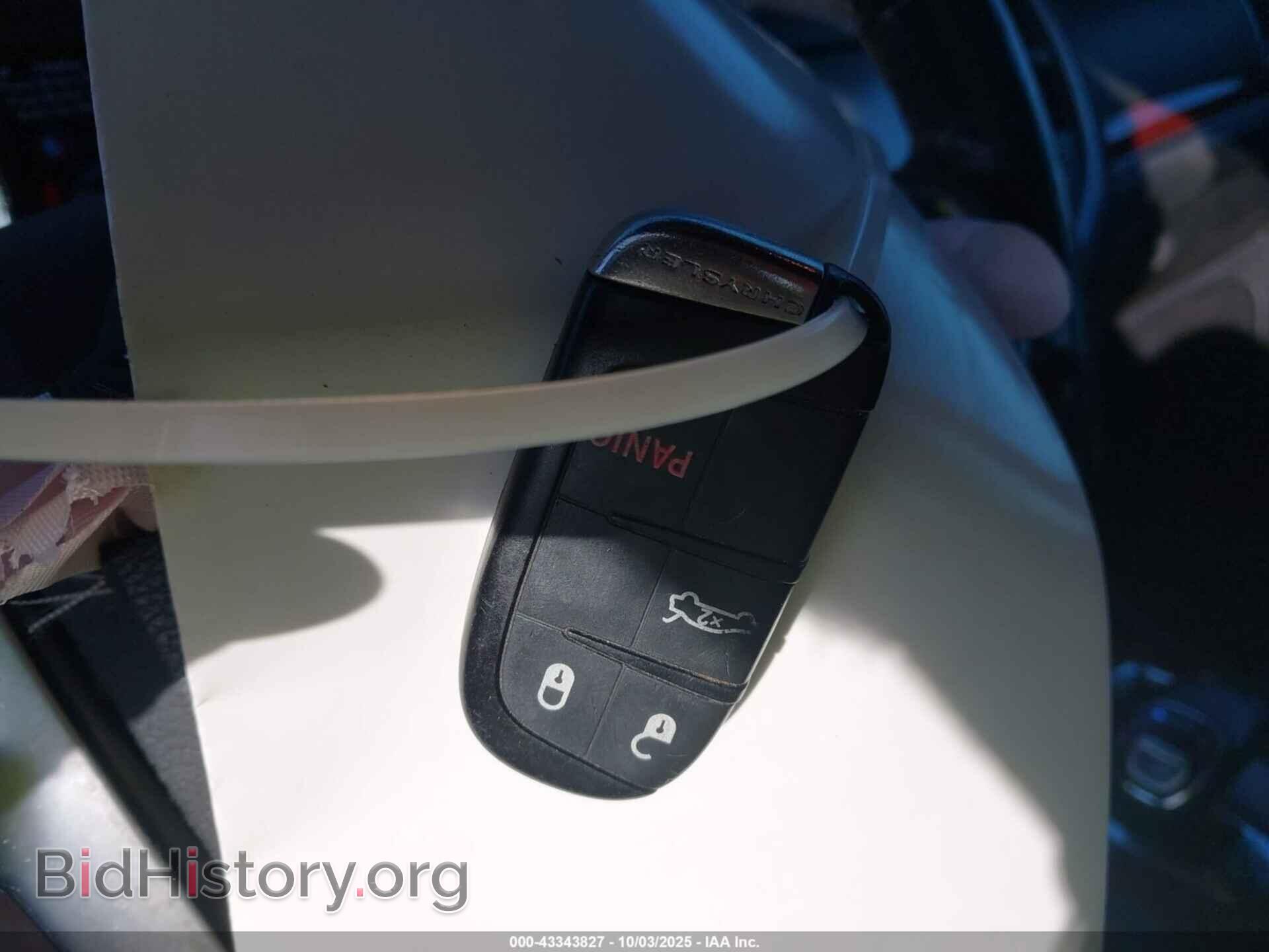 2012 CHRYSLER 300 - VIN: 2C3CCAAG2CH173349 - Фото 11
