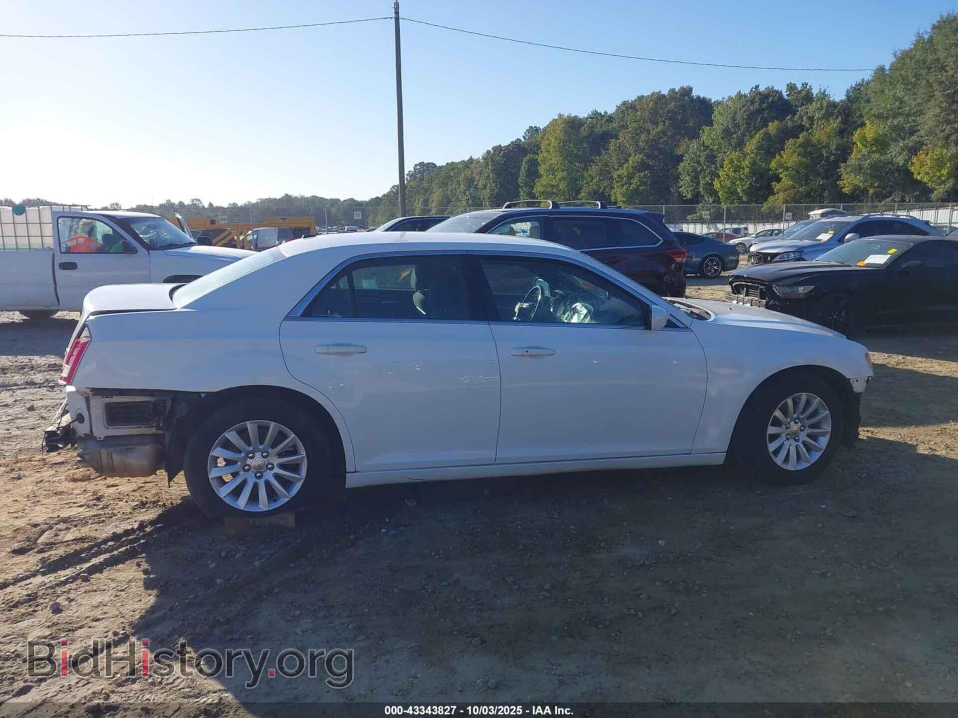 2012 CHRYSLER 300 - VIN: 2C3CCAAG2CH173349 - Фото 13