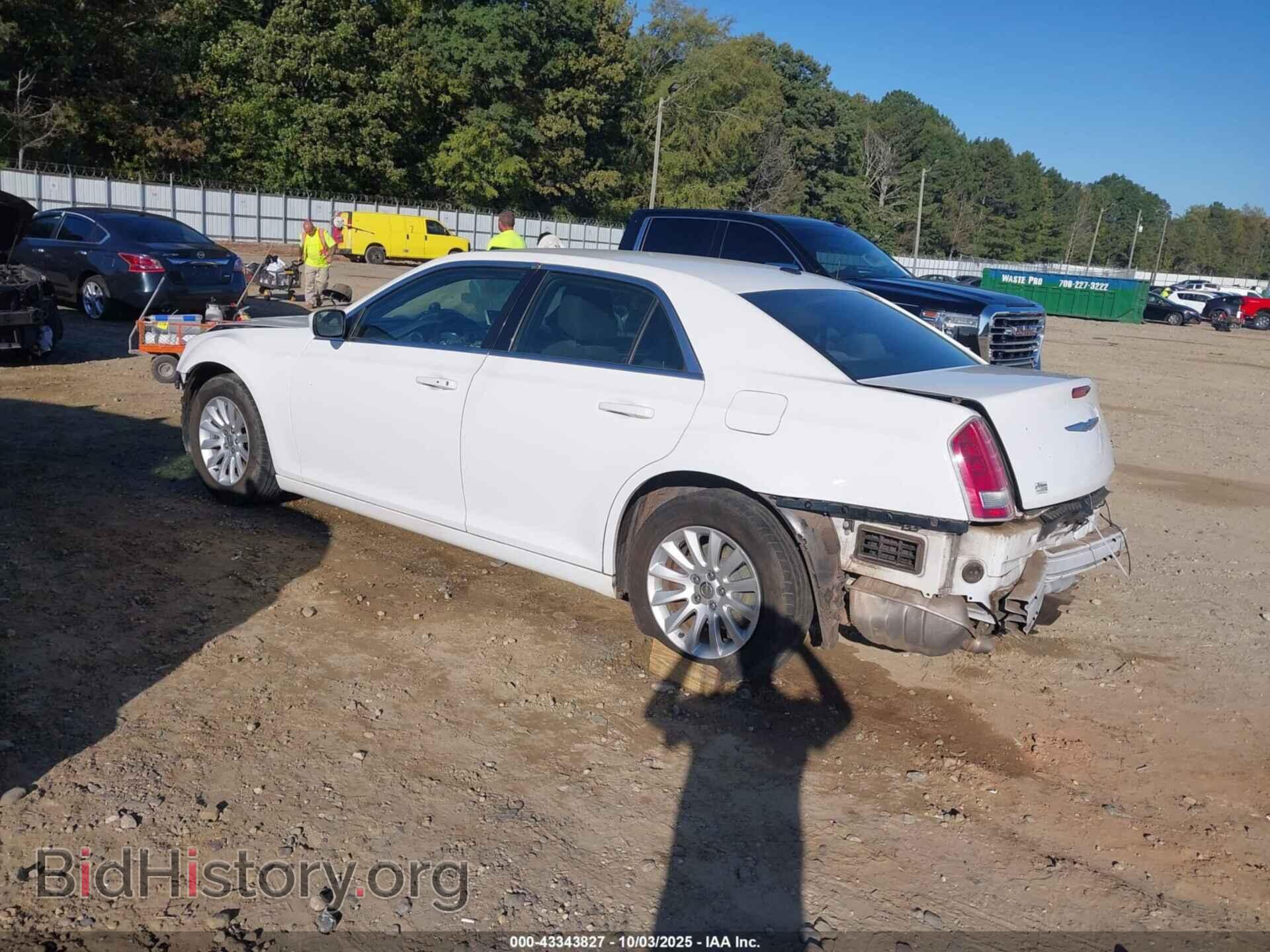2012 CHRYSLER 300 - VIN: 2C3CCAAG2CH173349 - Фото 3