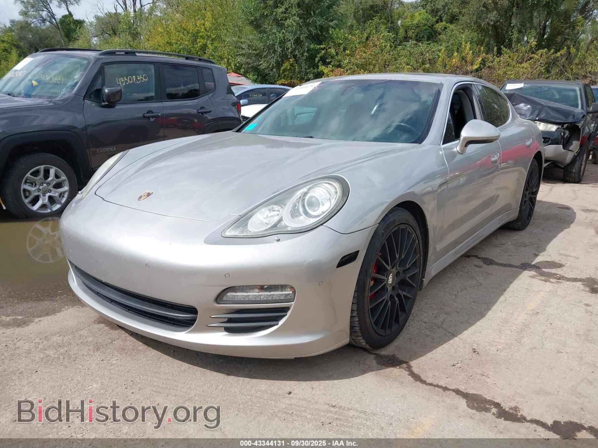 2010 PORSCHE PANAMERA - VIN: WP0AB2A78AL060646 - Фото 2