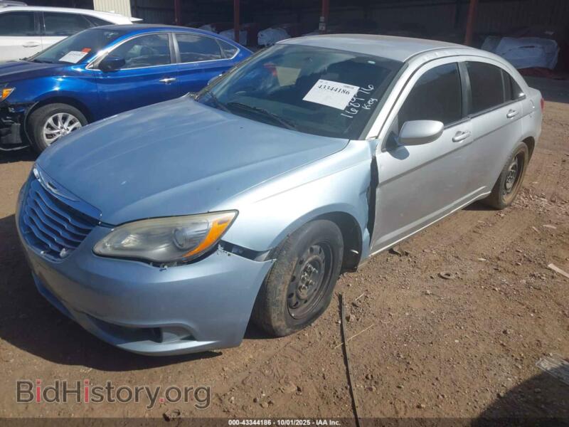2012 Chrysler 200 (VIN 1C3CCBAB2CN168976) — фото 2 из 11