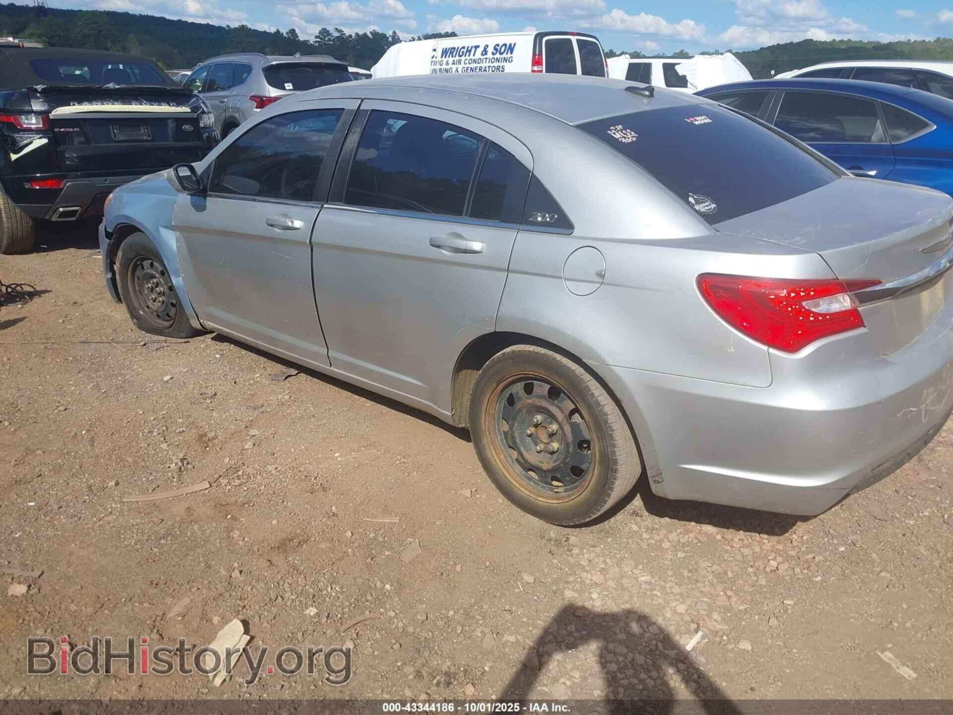 2012 CHRYSLER 200 - VIN: 1C3CCBAB2CN168976 - Фото 3