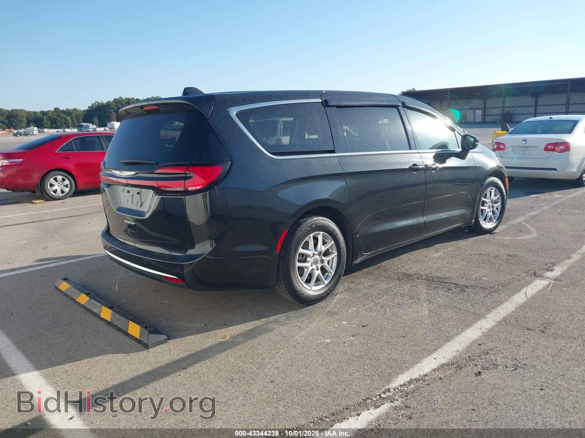 2023 CHRYSLER PACIFICA - VIN: 2C4RC1BGXPR533178 - Фото 4