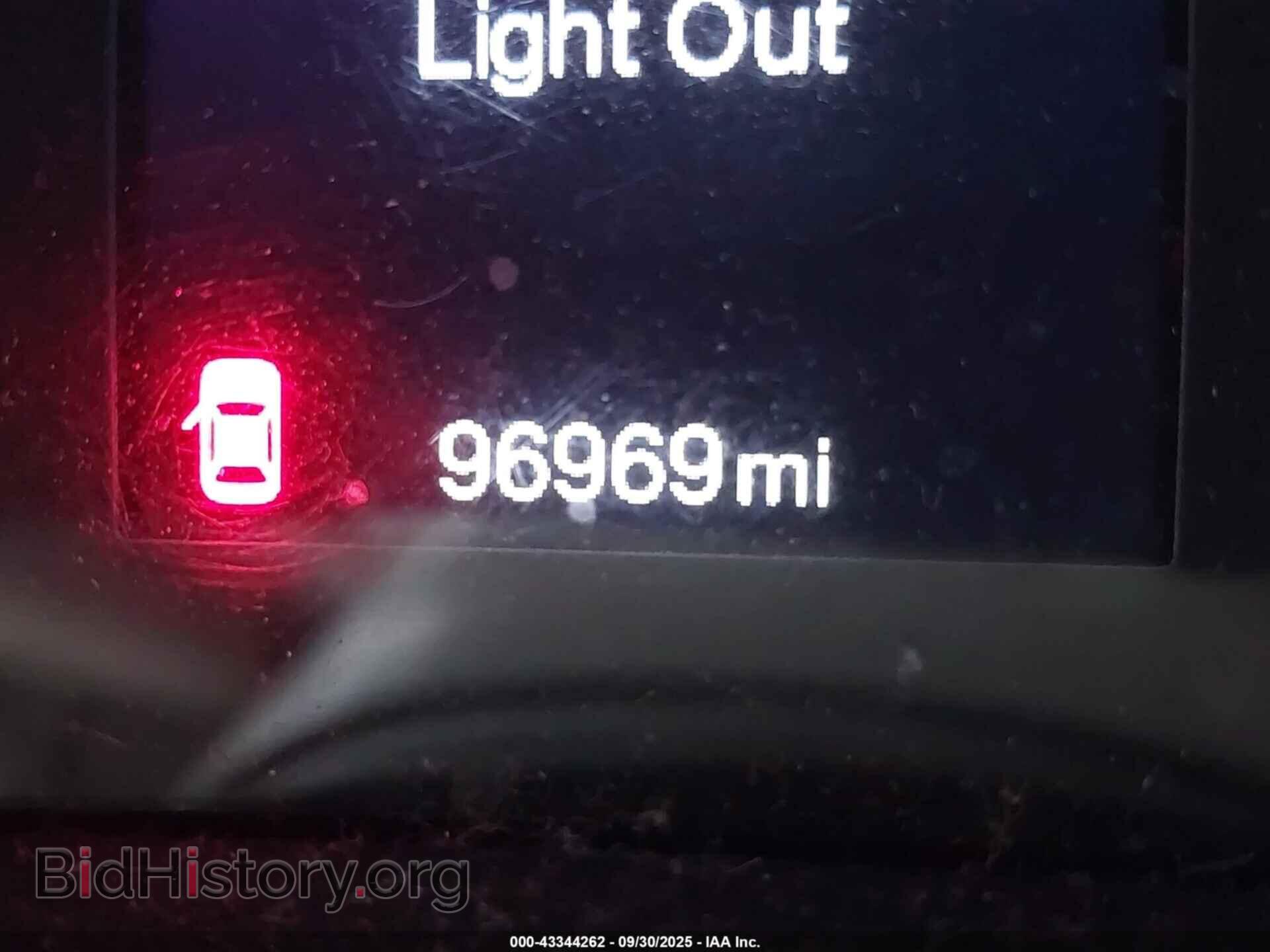 2018 JEEP COMPASS - VIN: 3C4NJDBB9JT401981 - Фото 15