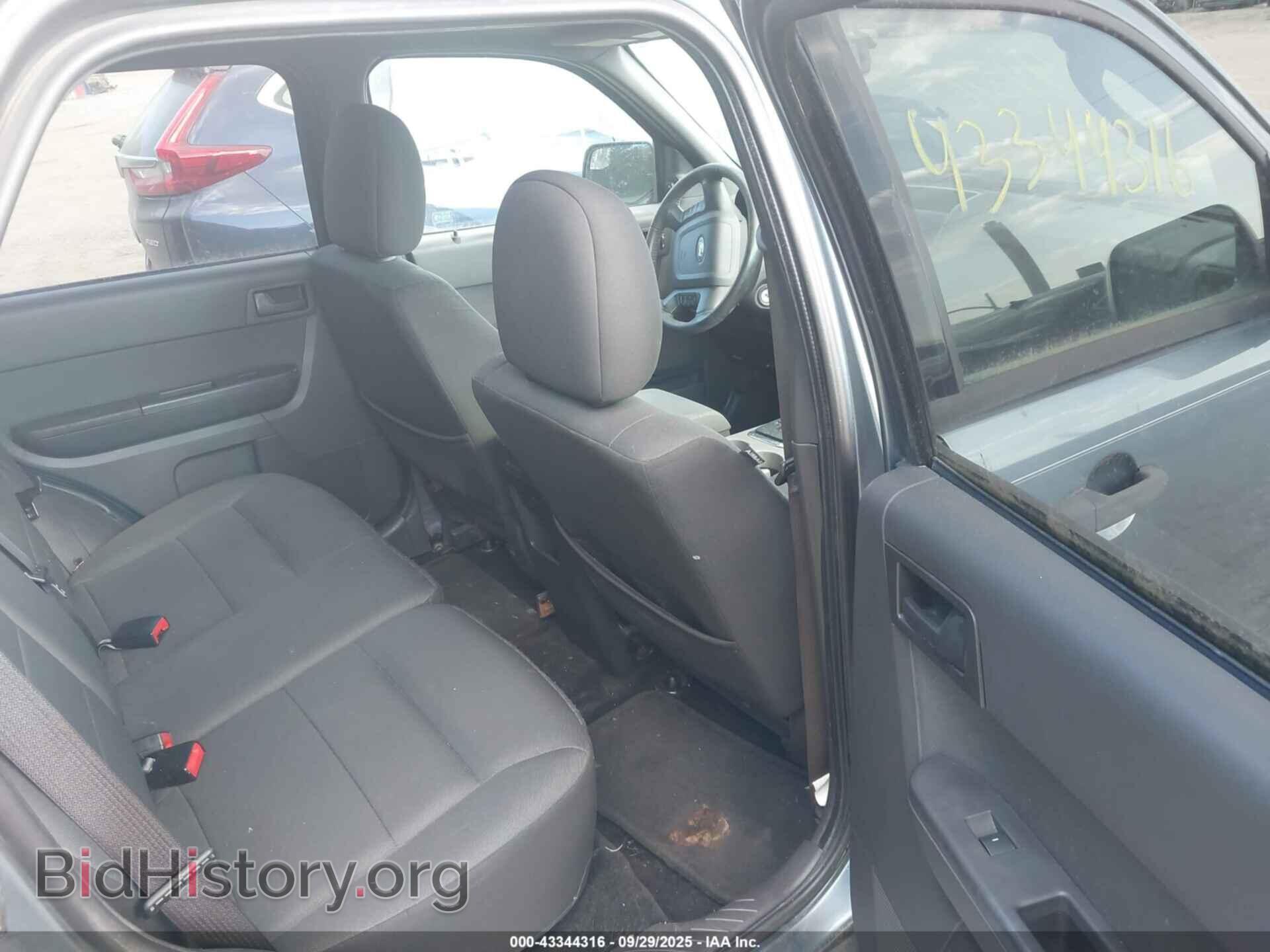 2012 FORD ESCAPE - VIN: 1FMCU0DG0CKA93325 - Фото 8
