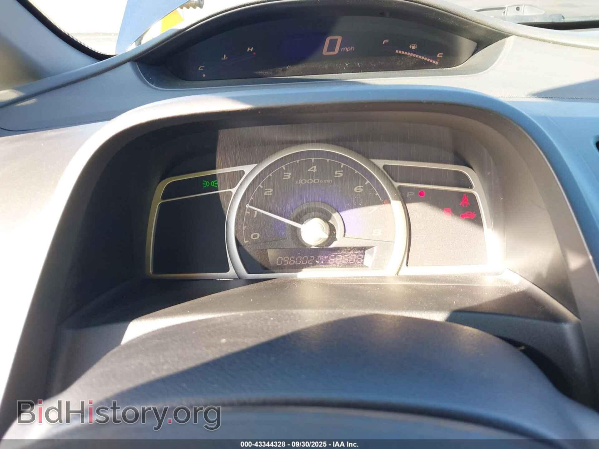 2010 HONDA CIVIC - VIN: 19XFA1F5XAE028137 - Фото 7