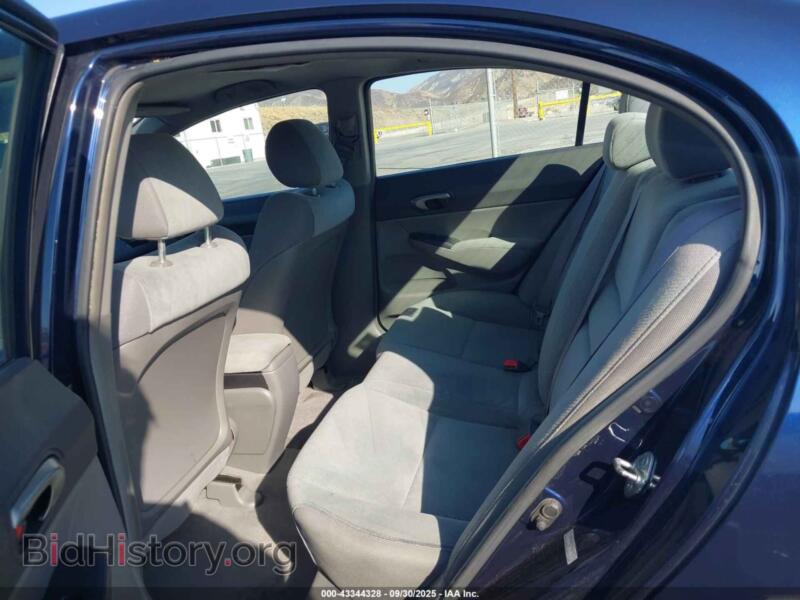 2010 Honda CIVIC (VIN 19XFA1F5XAE028137) — фото 8 из 16