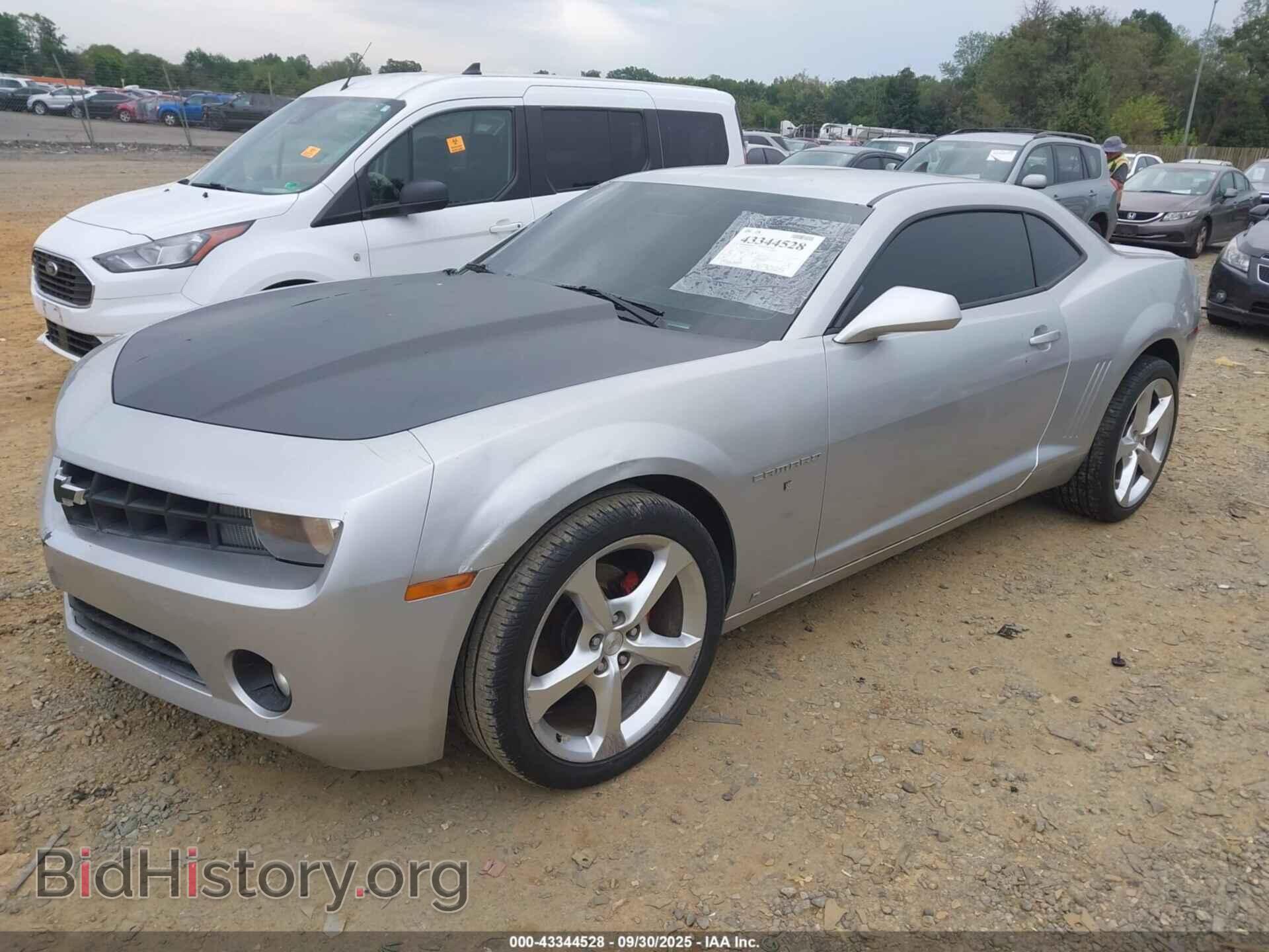 2010 CHEVROLET CAMARO - VIN: 2G1FB1EV7A9122806 - Фото 2