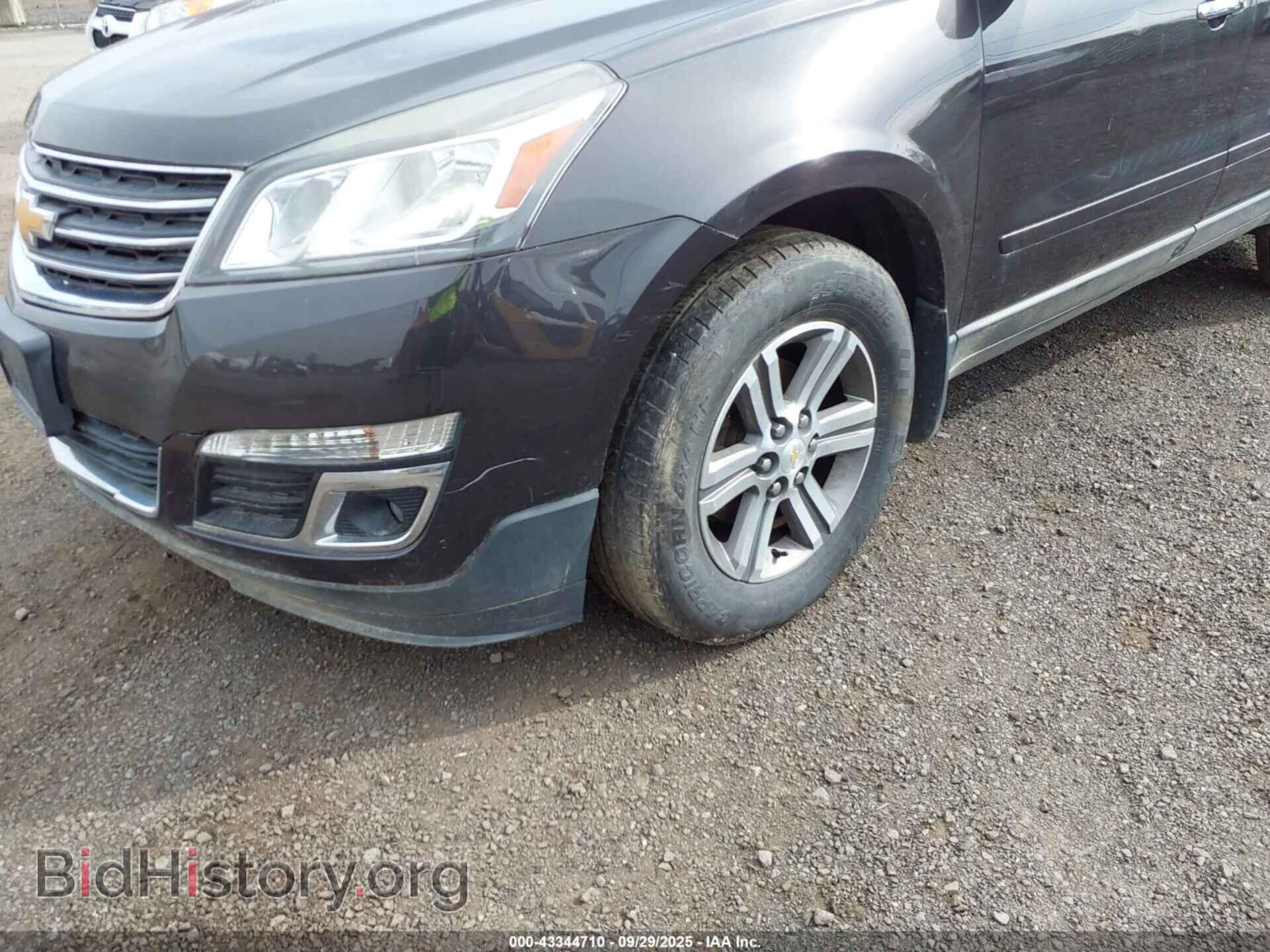 2017 CHEVROLET TRAVERSE - VIN: 1GNKVHKD4HJ207335 - Фото 6