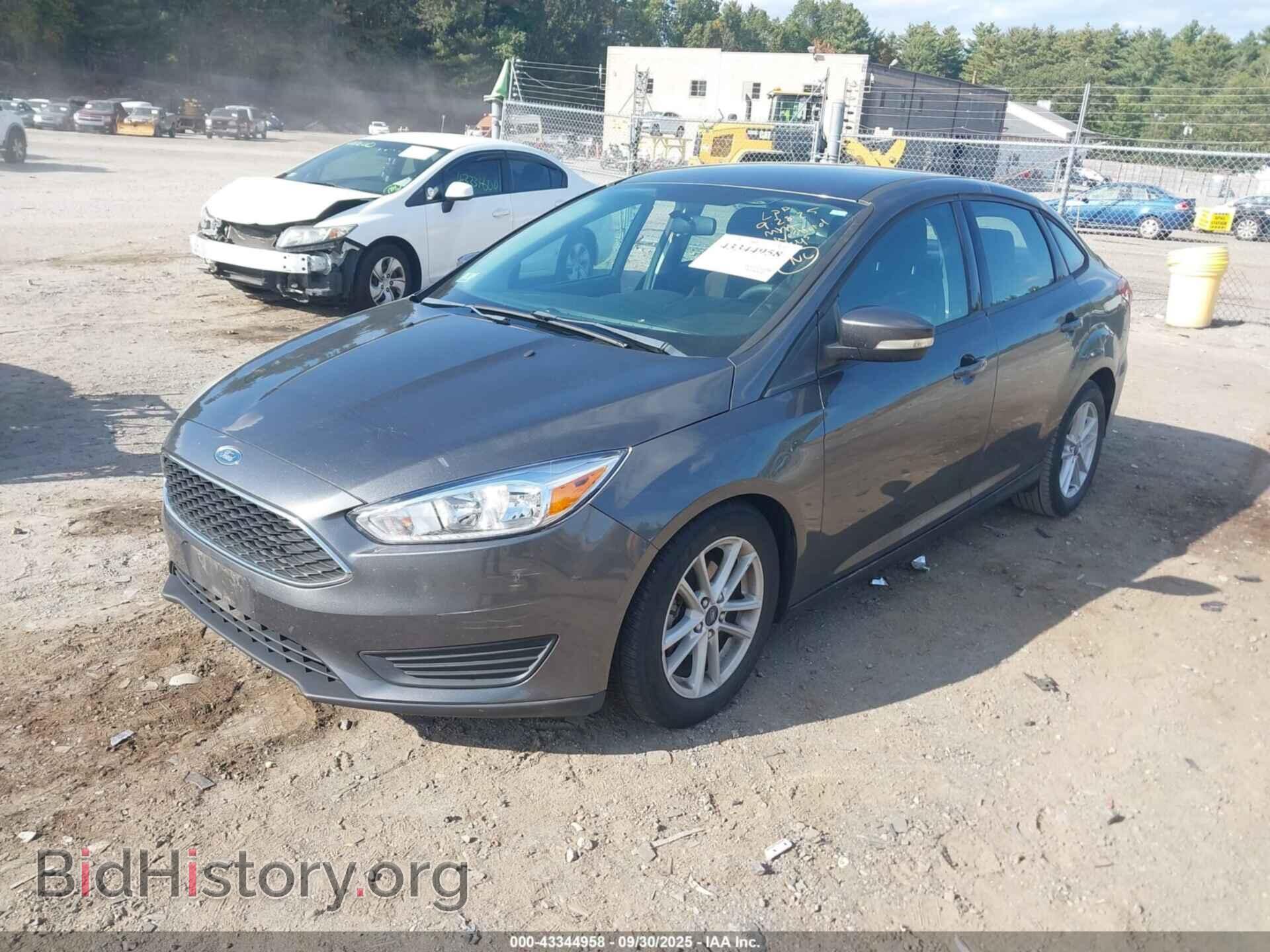 2017 FORD FOCUS - VIN: 1FADP3F21HL227012 - Фото 2
