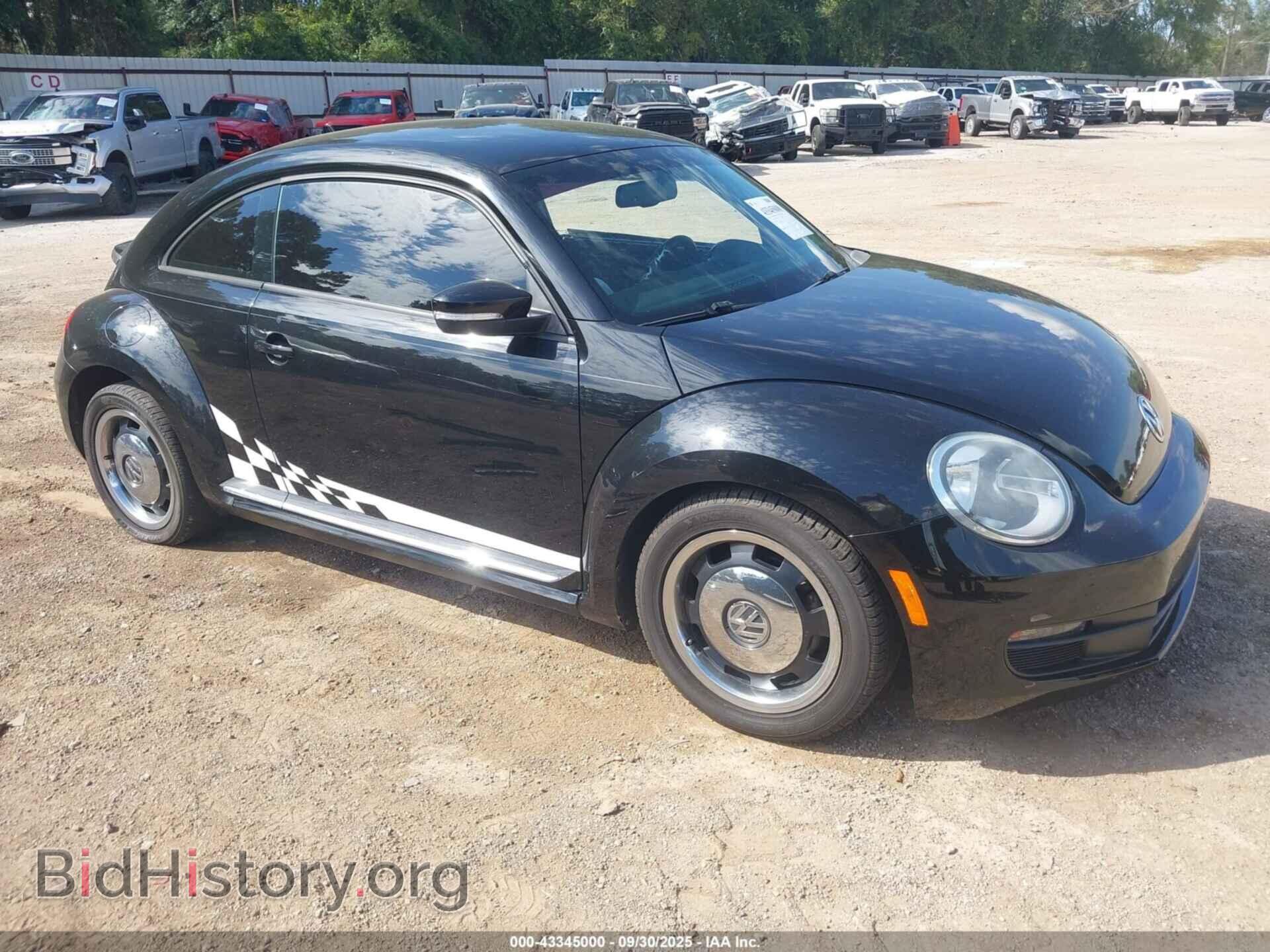 Photo 3VWJX7AT4CM638199 - VOLKSWAGEN BEETLE 2012