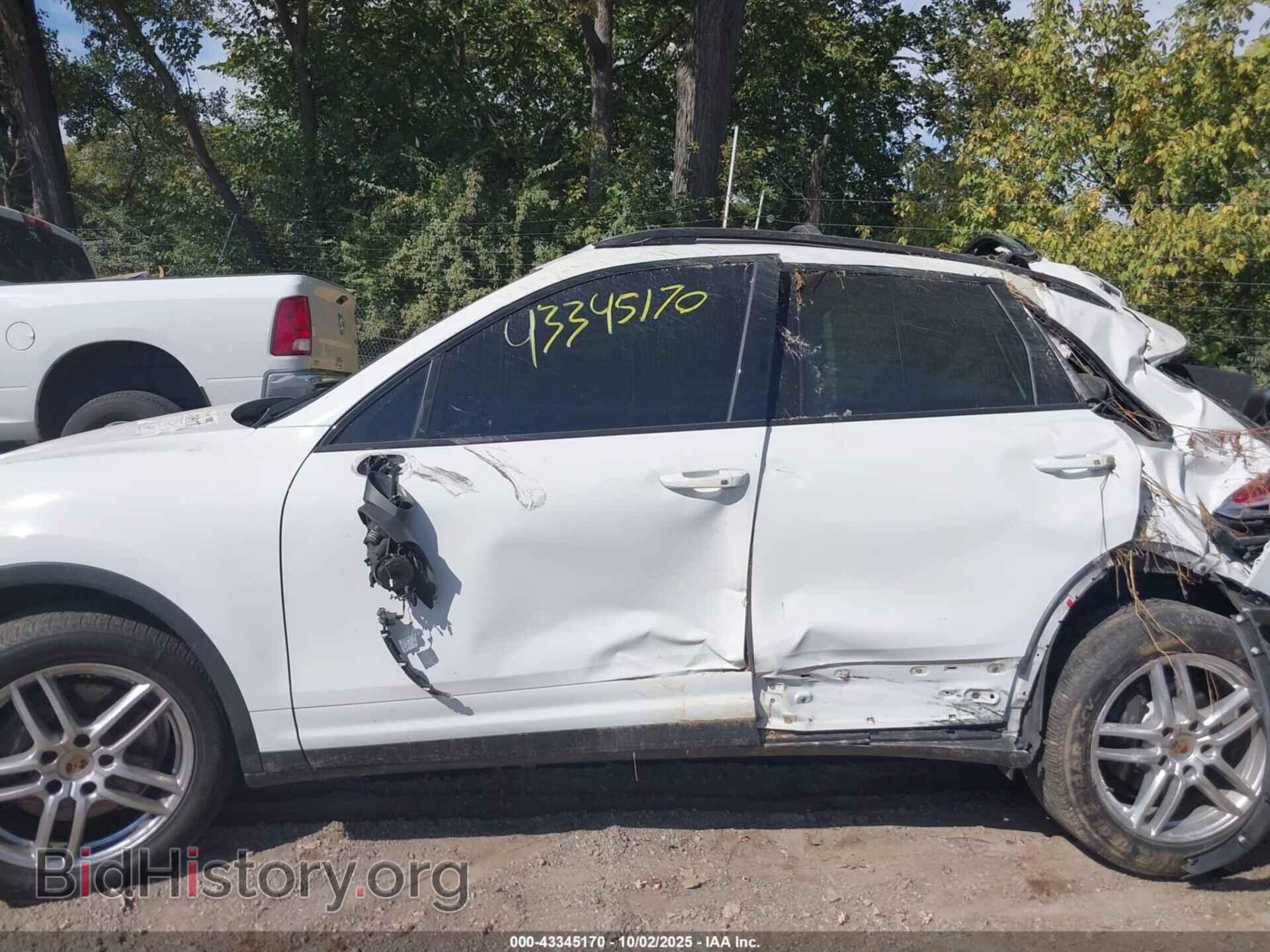 2016 PORSCHE CAYENNE - VIN: WP1AA2A2XGLA08207 - Photo 14
