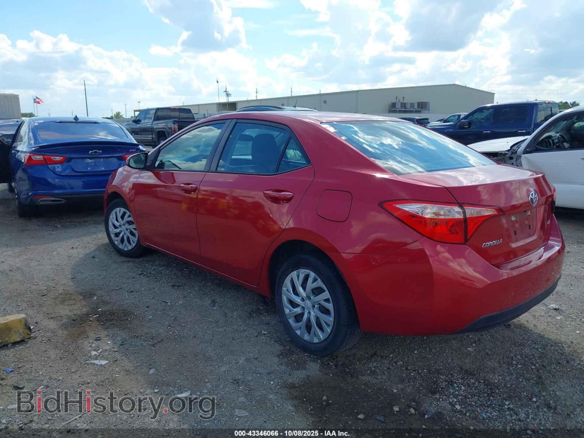 2018 TOYOTA COROLLA - VIN: 5YFBURHE4JP772574 - Фото 3