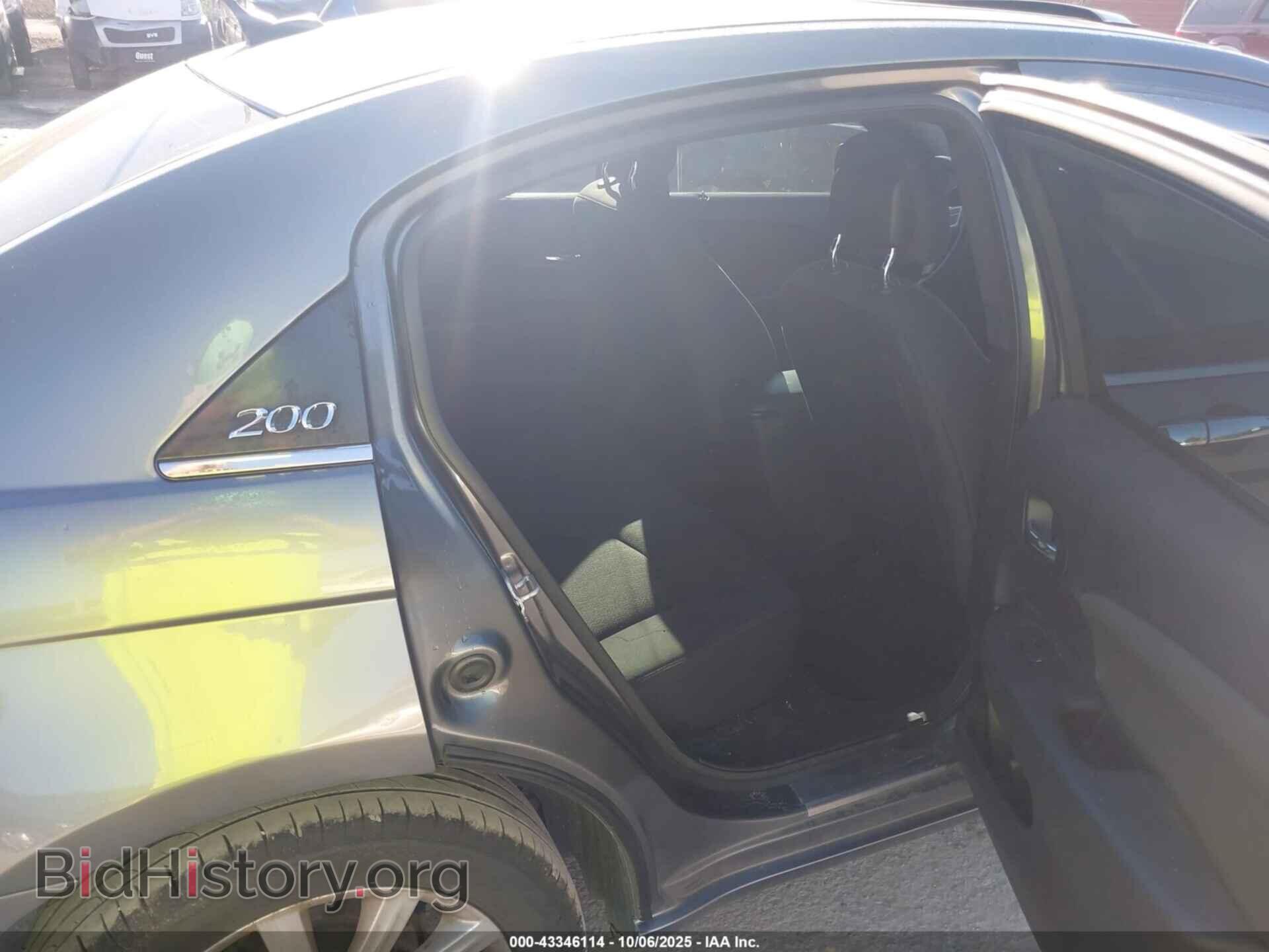 2013 CHRYSLER 200 - VIN: 1C3CCBBB7DN593545 - Фото 8