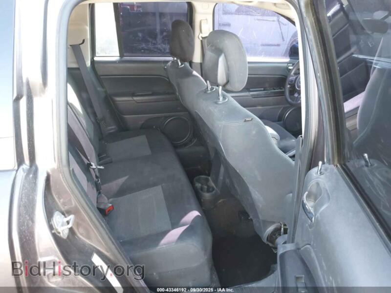 2015 Jeep COMPASS (VIN 1C4NJDBB4FD282749) — фото 8 из 13