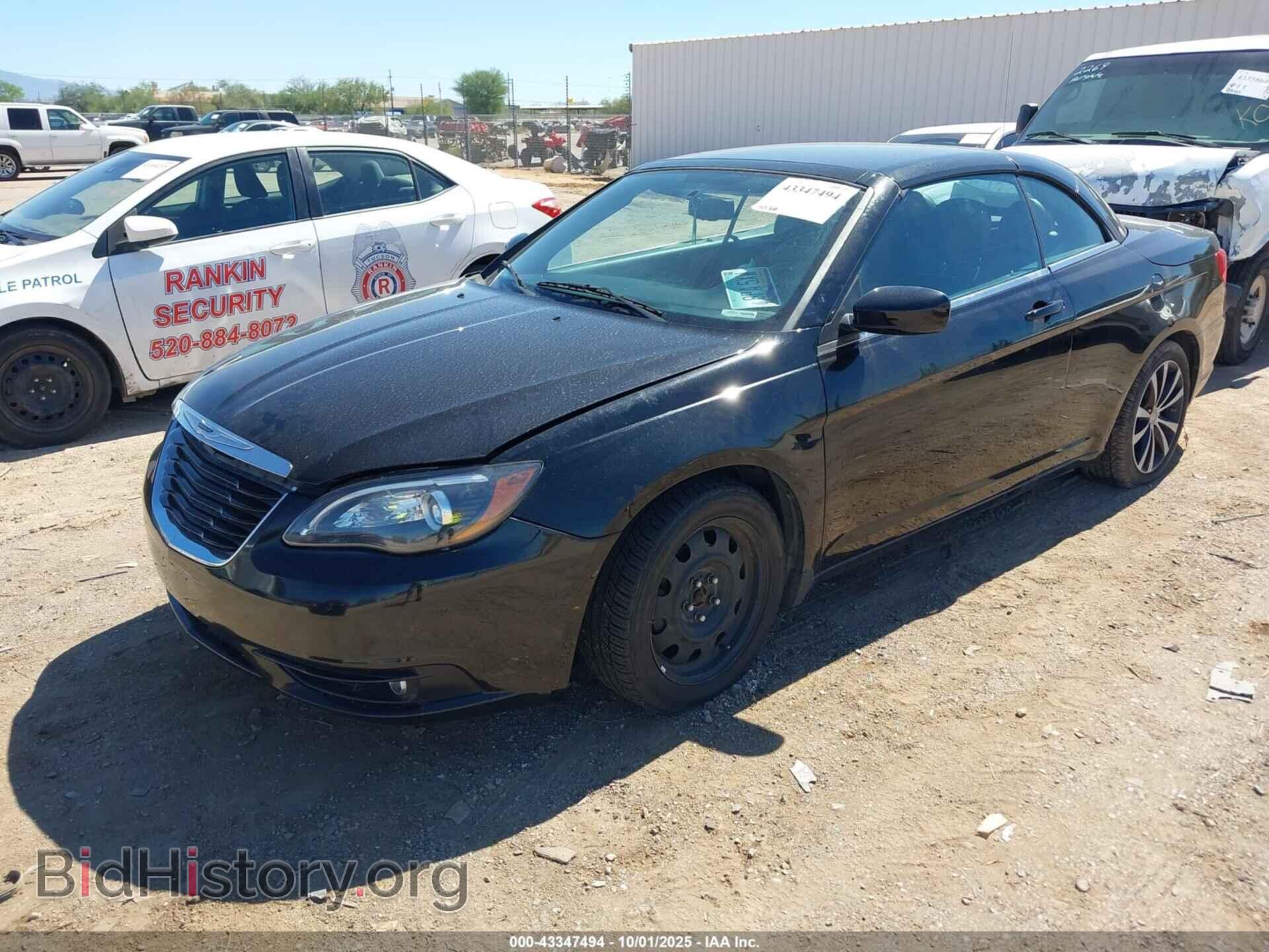 2013 CHRYSLER 200 - VIN: 1C3BCBGG3DN650047 - Фото 2