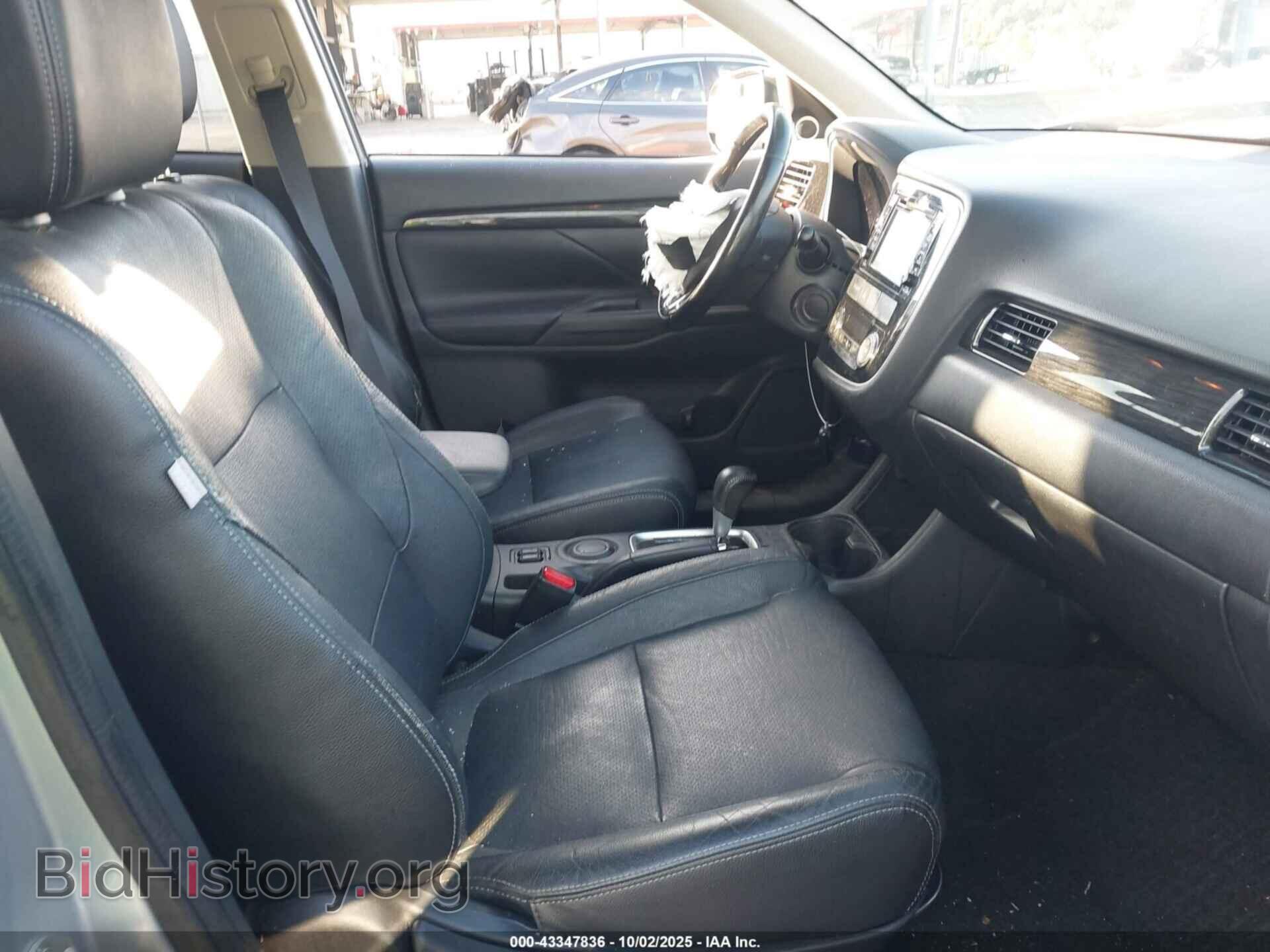 2016 MITSUBISHI OUTLANDER - VIN: JA4AD3A36GZ061209 - Фото 5