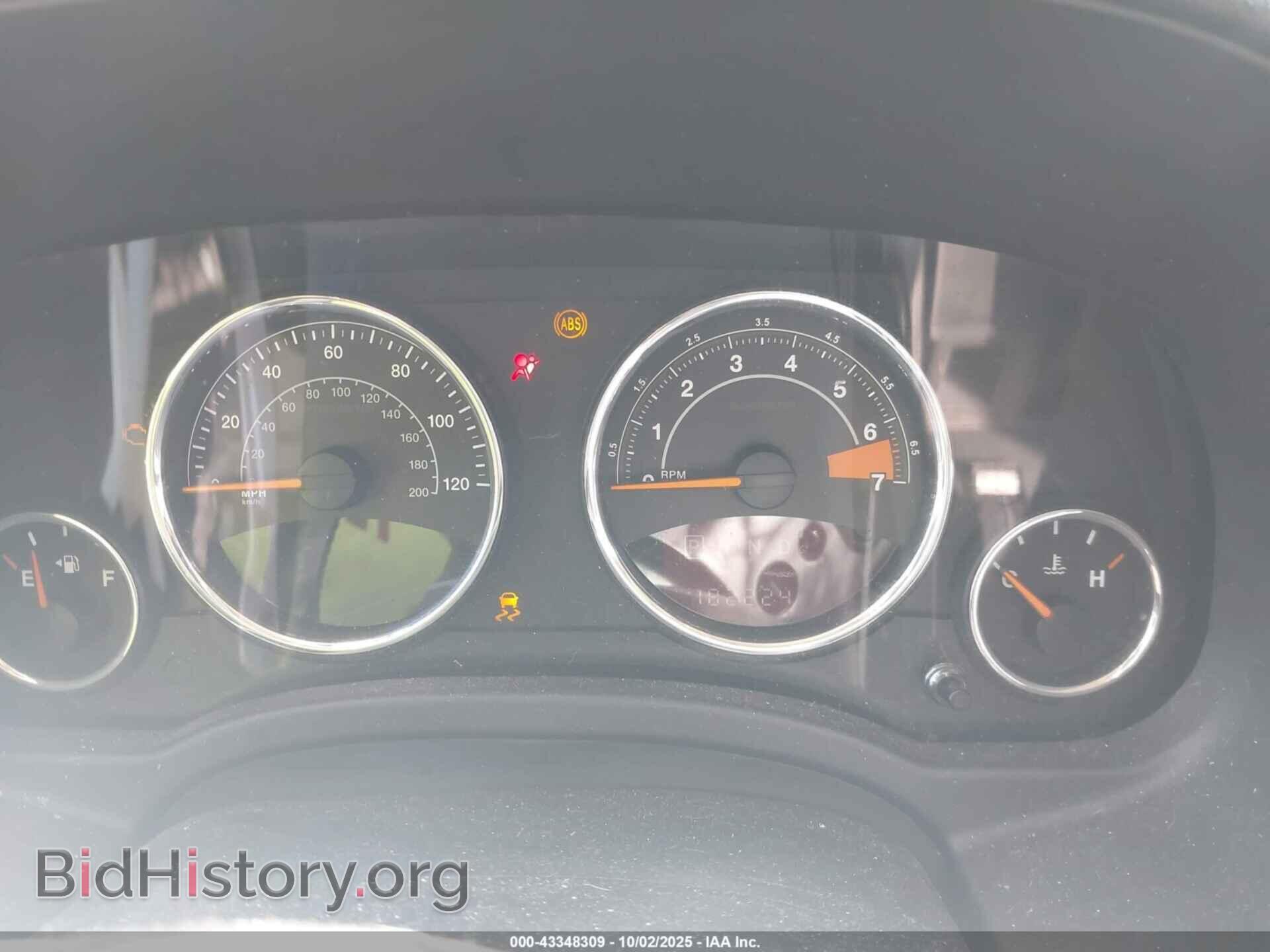 2015 JEEP COMPASS - VIN: 1C4NJCEB5FD401009 - Фото 7