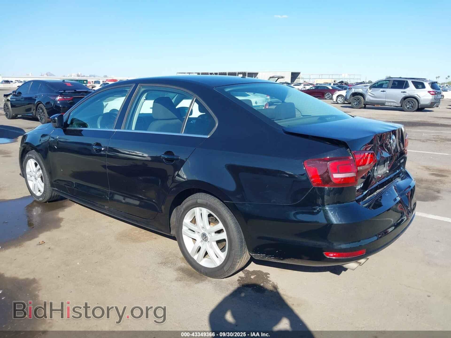 2017 VOLKSWAGEN JETTA - VIN: 3VW2B7AJ7HM370306 - Фото 3