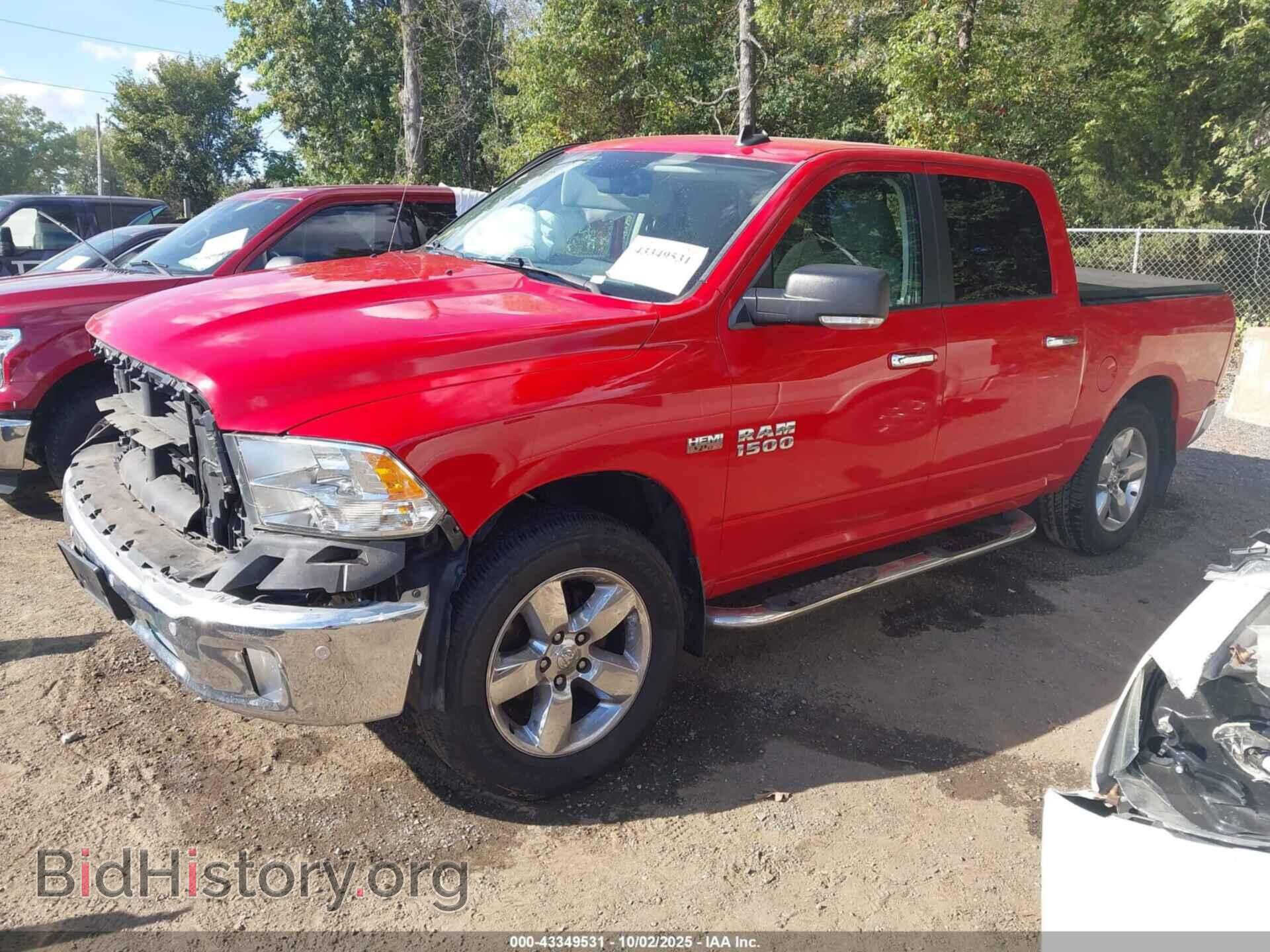 2017 RAM 1500 - VIN: 3C6RR7LT3HG505931 - Photo 2