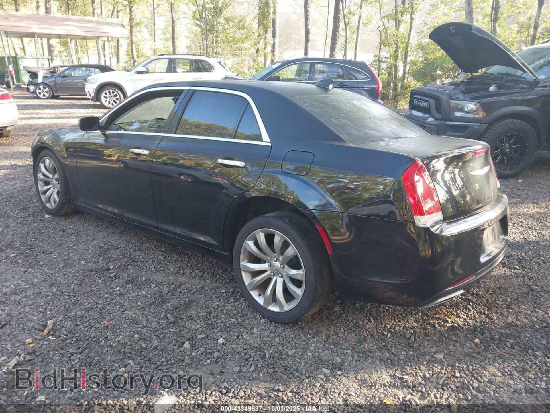 2017 CHRYSLER 300C - VIN: 2C3CCAEG1HH617841 - Фото 3
