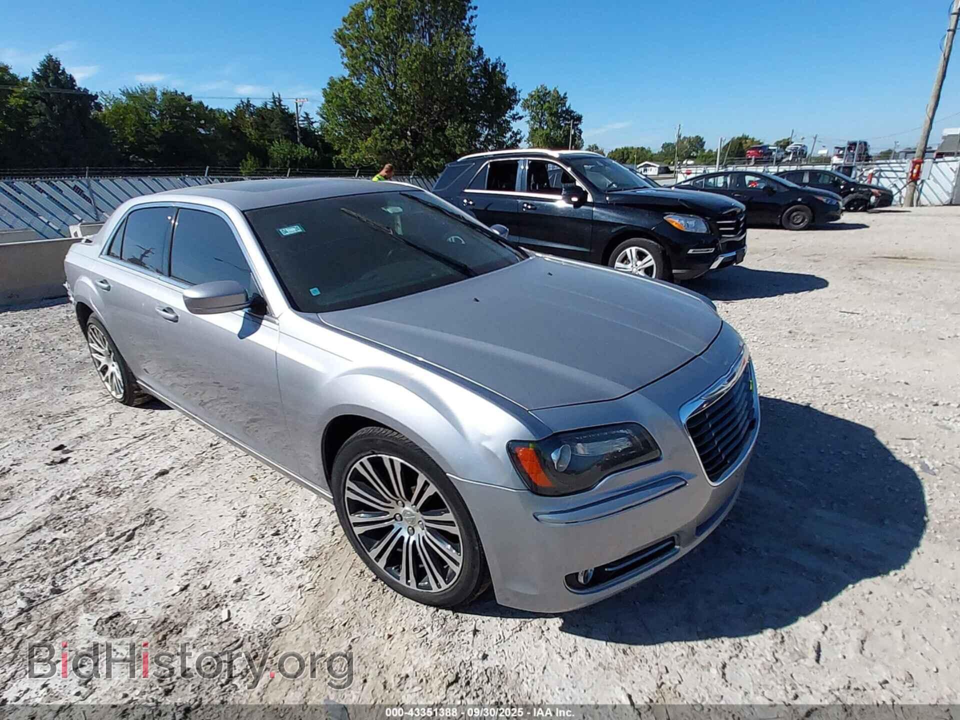 Фотография 2C3CCABT5EH118814 - CHRYSLER 300 2014