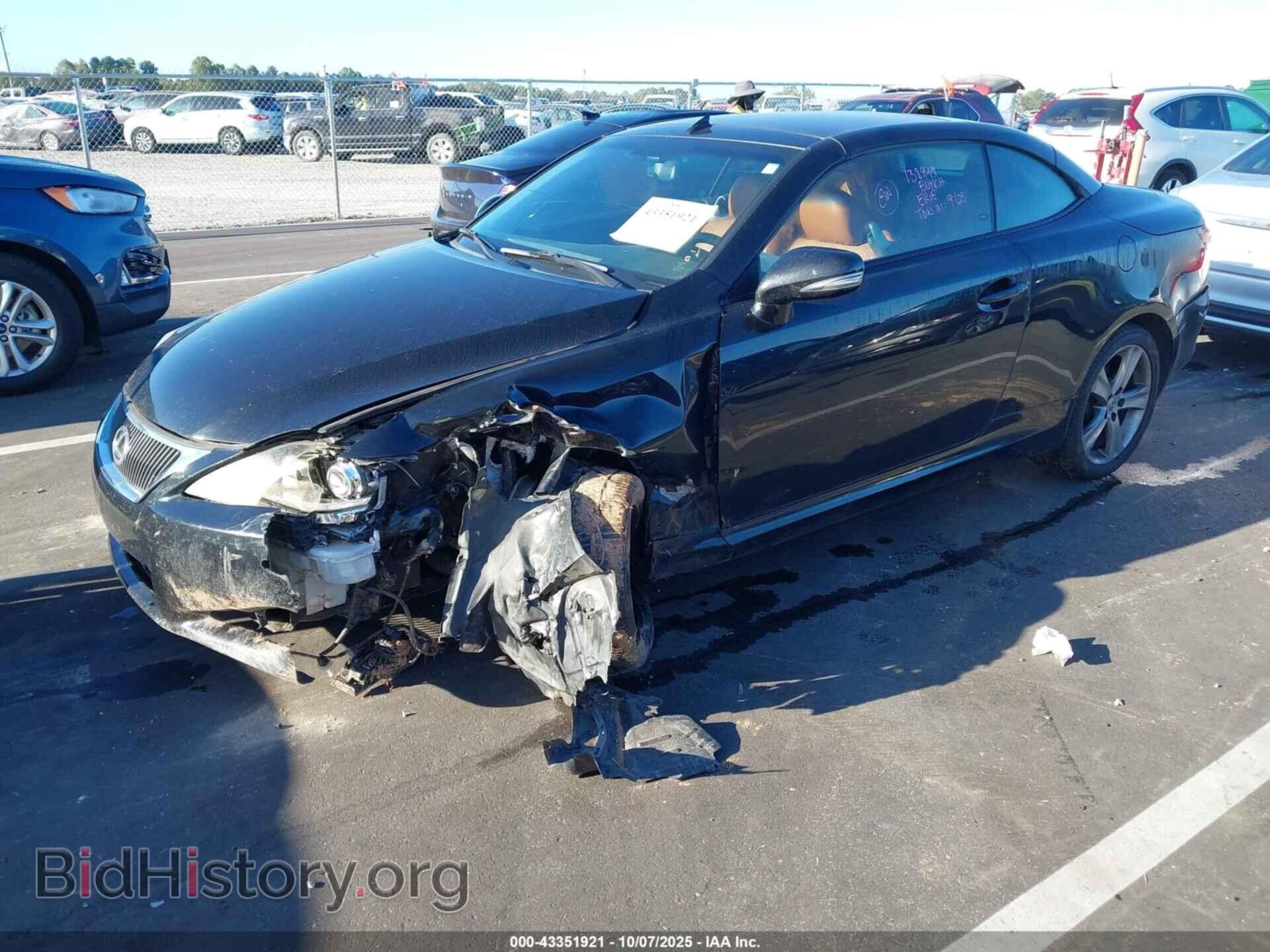 2015 LEXUS IS 250C - VIN: JTHFF2C29F2532439 - Фото 2