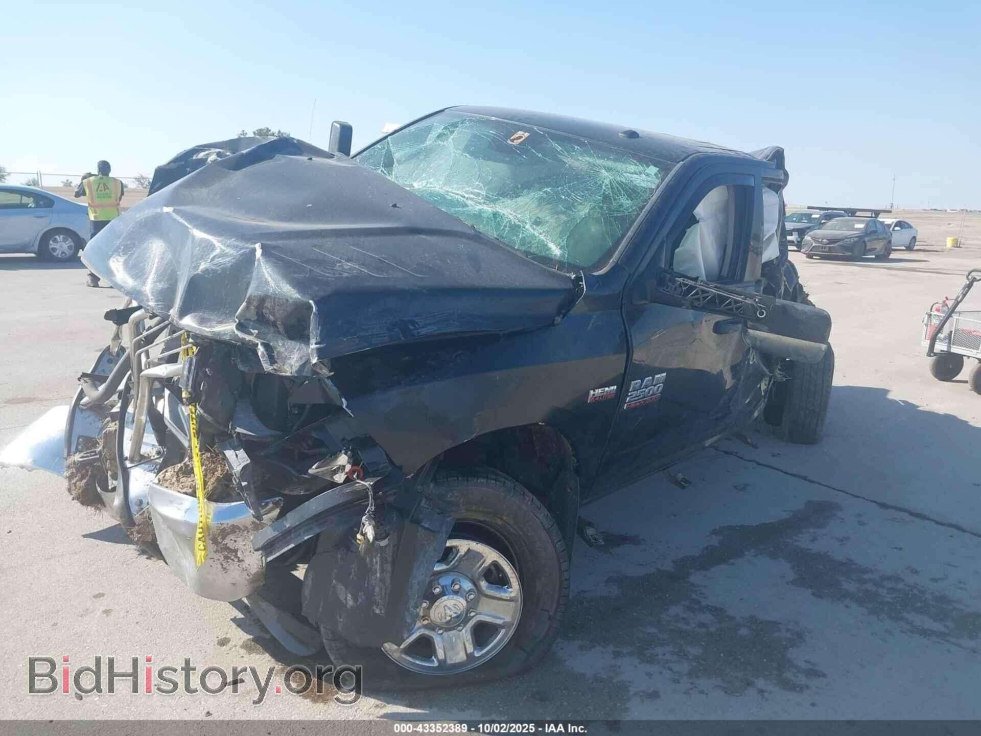 2017 RAM 2500 - VIN: 3C6UR5CJ4HG763498 - Фото 2