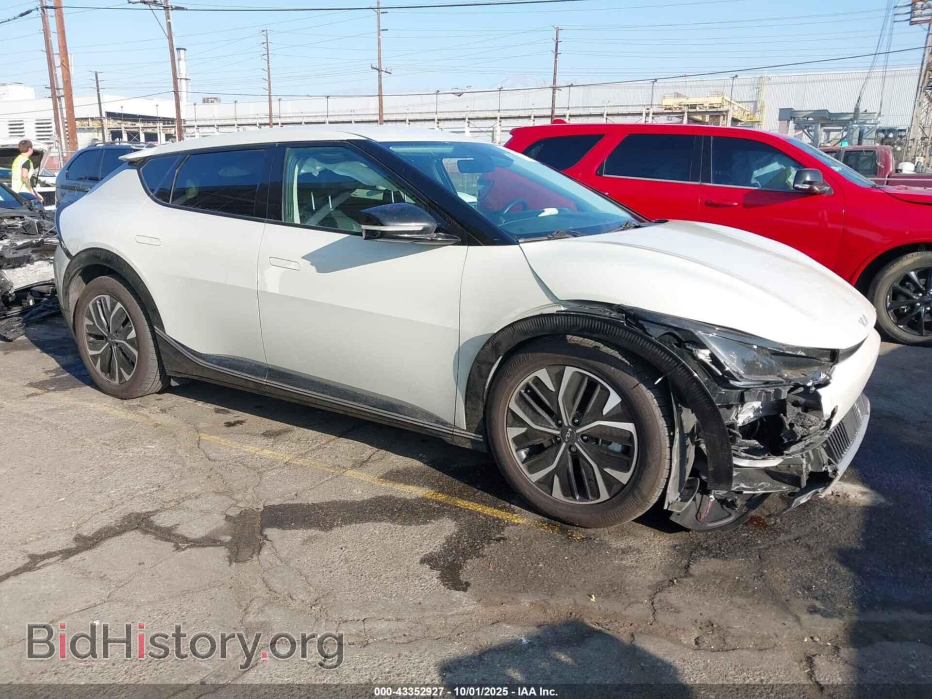 Photo KNDC34LA7N5030090 - KIA EV6 2022