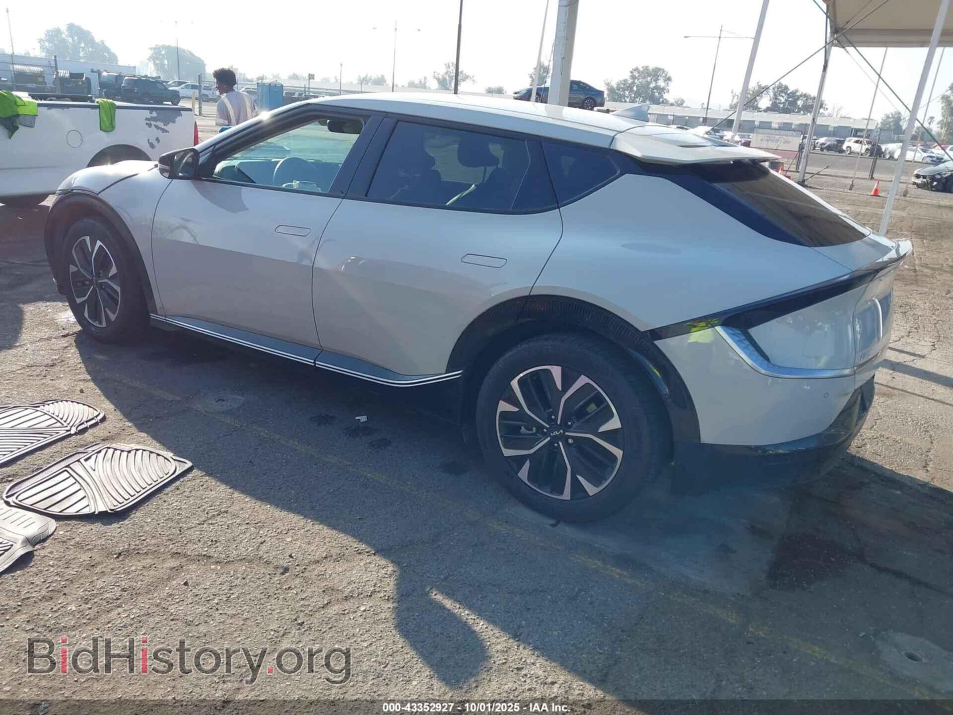 2022 KIA EV6 - VIN: KNDC34LA7N5030090 - Фото 3