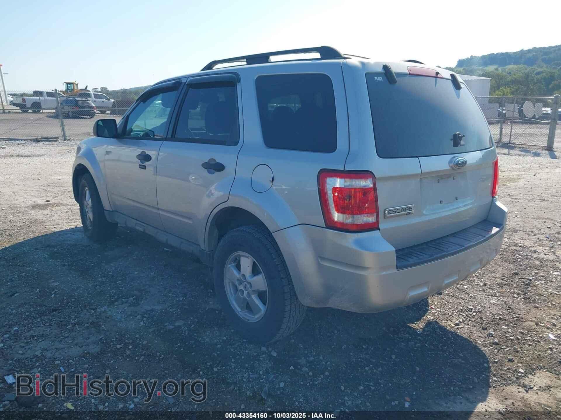 2009 FORD ESCAPE - VIN: 1FMCU03749KB28796 - Фото 3