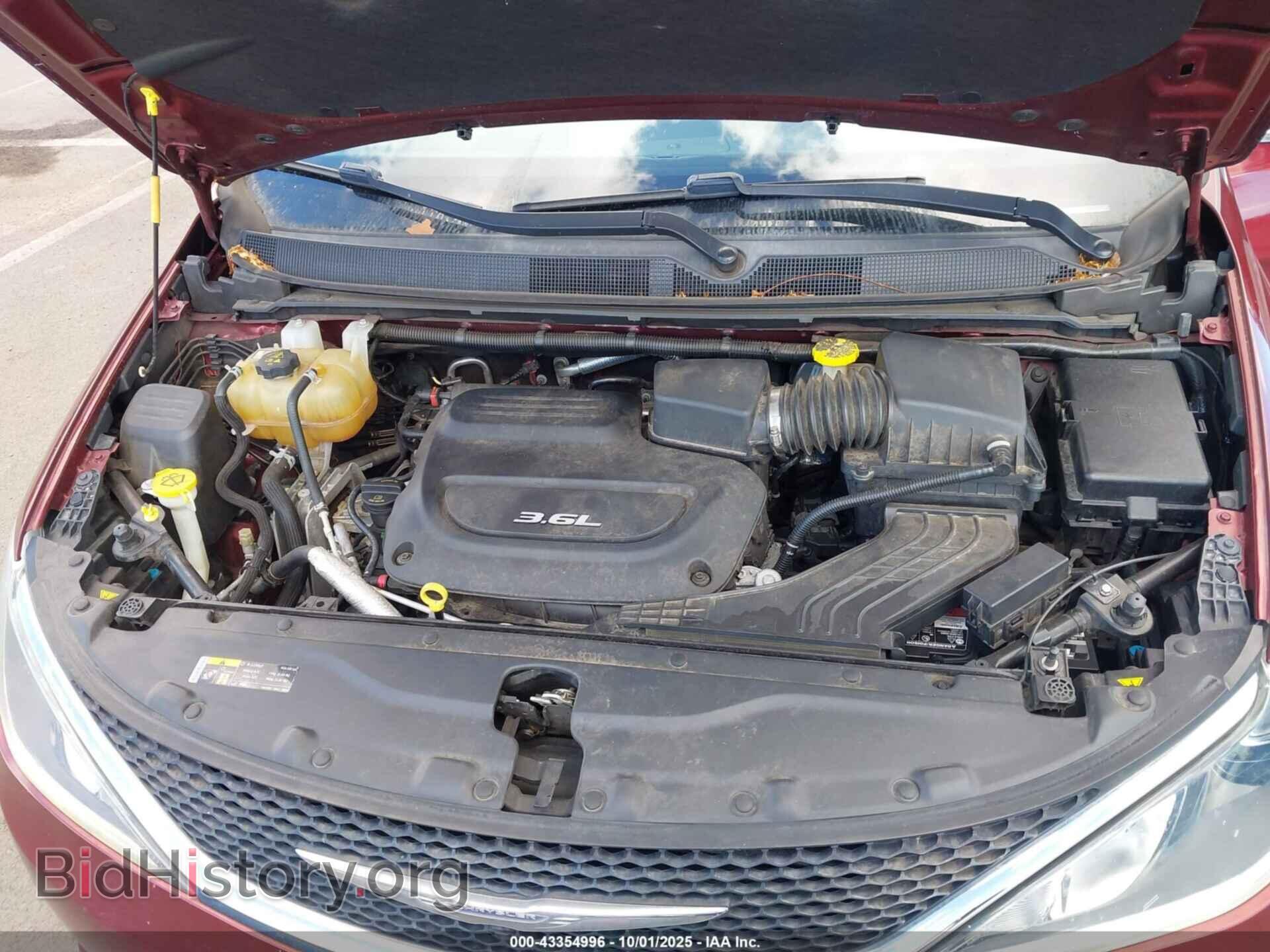 2017 CHRYSLER PACIFICA - VIN: 2C4RC1GG8HR683798 - Фото 10