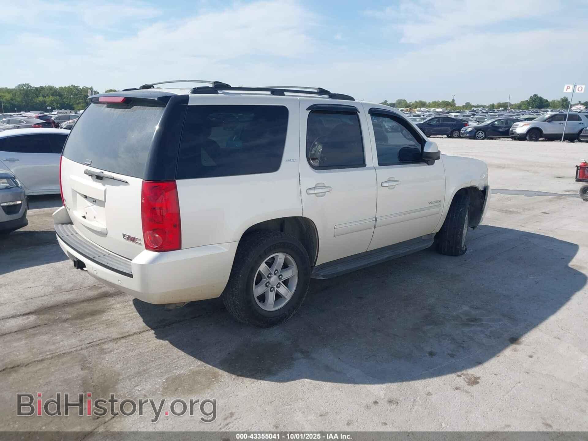 2011 GMC YUKON - VIN: 1GKS2CE09BR242334 - Фото 4