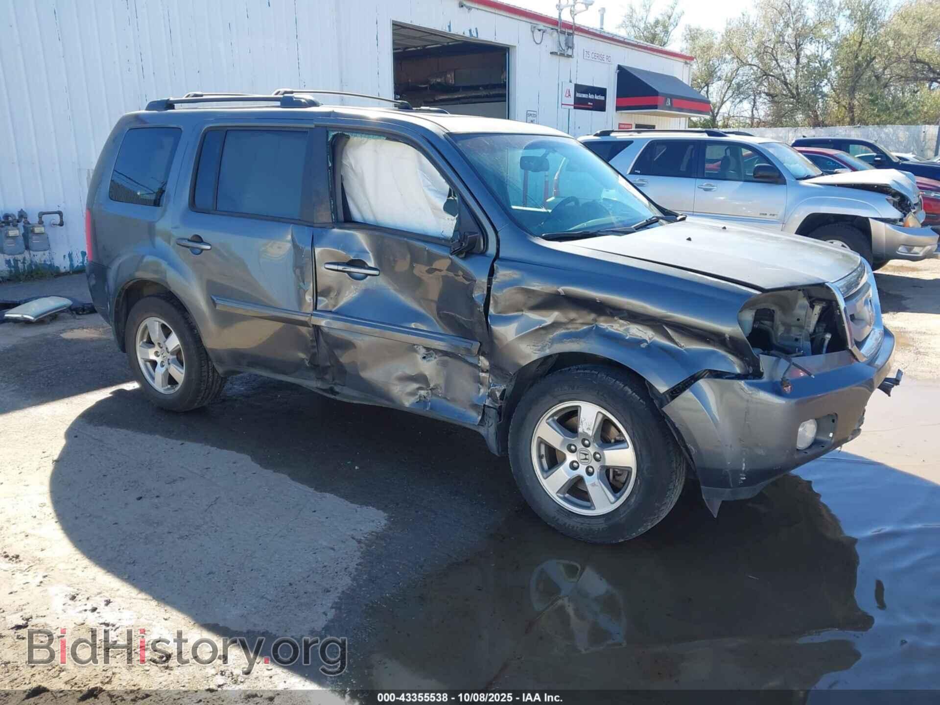 Photo 5FNYF4H70BB086151 - HONDA PILOT 2011